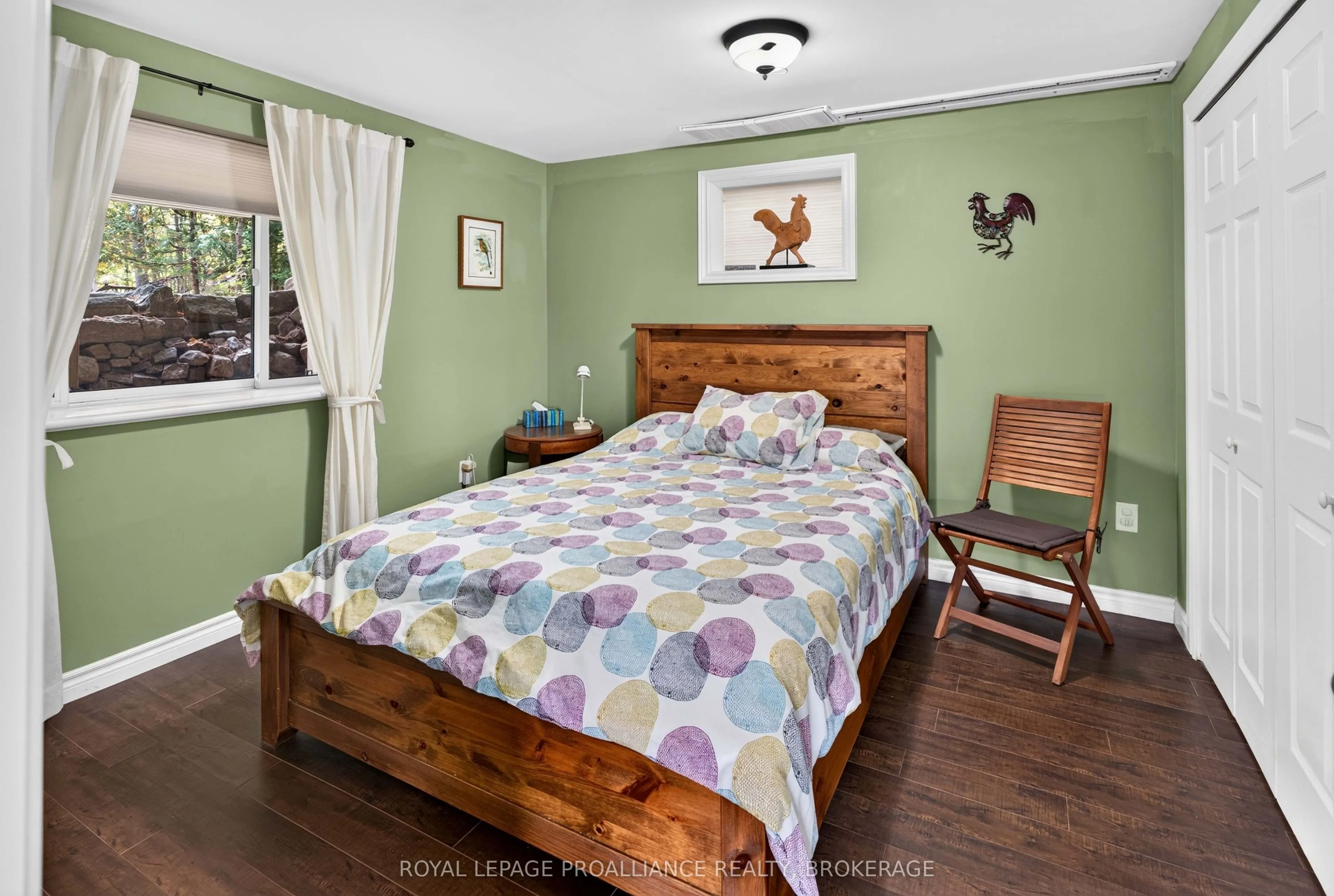 1124 Sawmill Lane