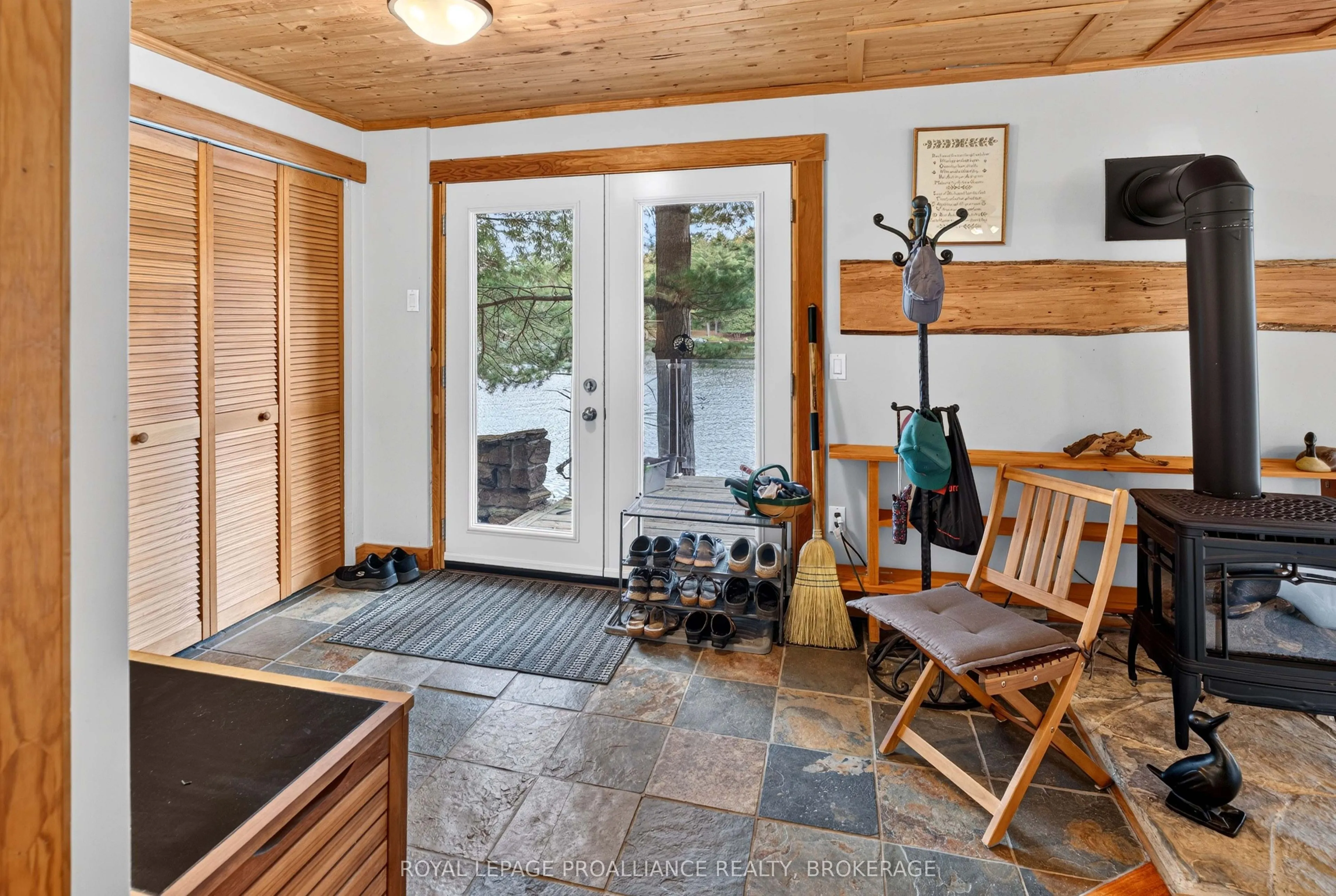 1124 Sawmill Lane