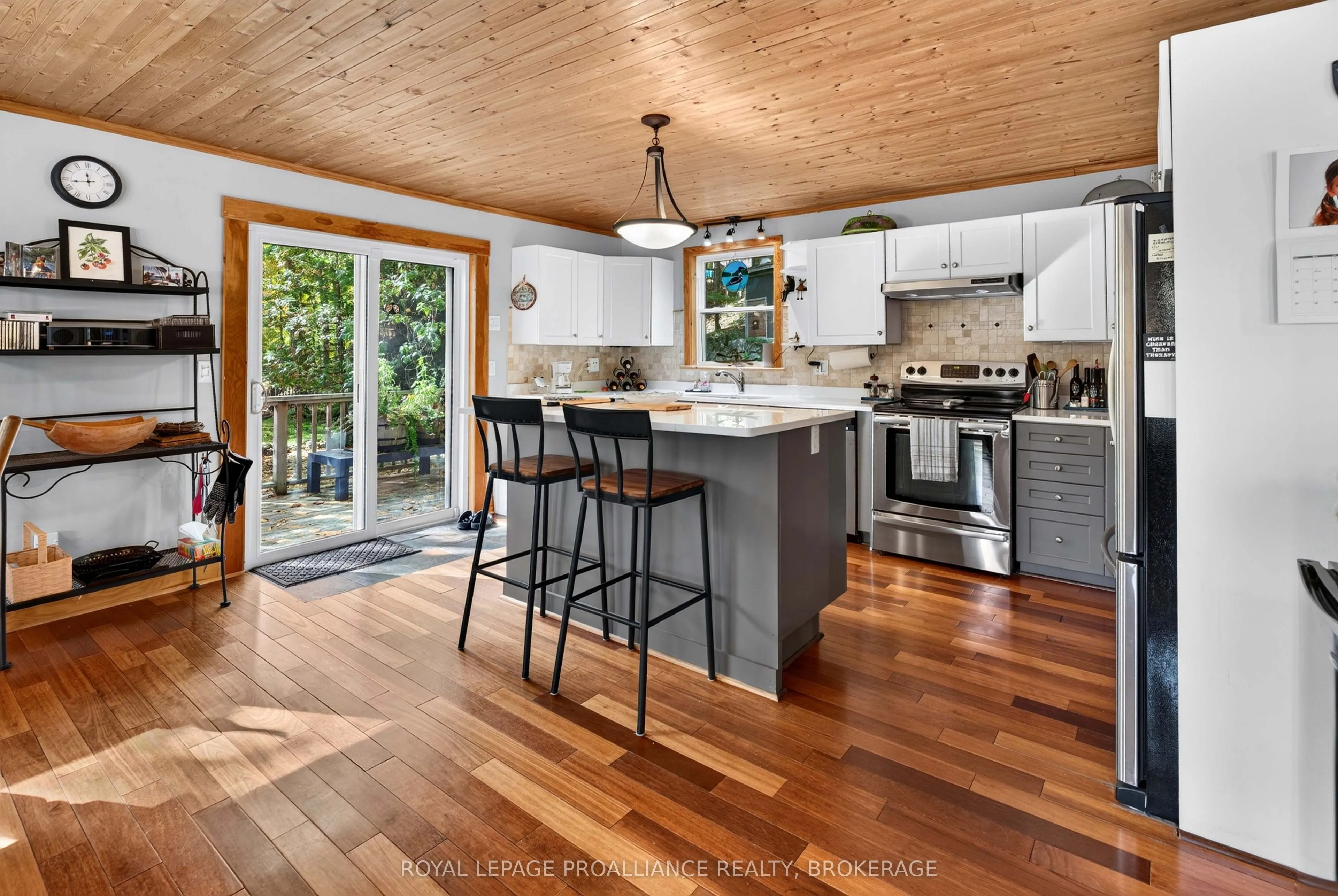 1124 Sawmill Lane