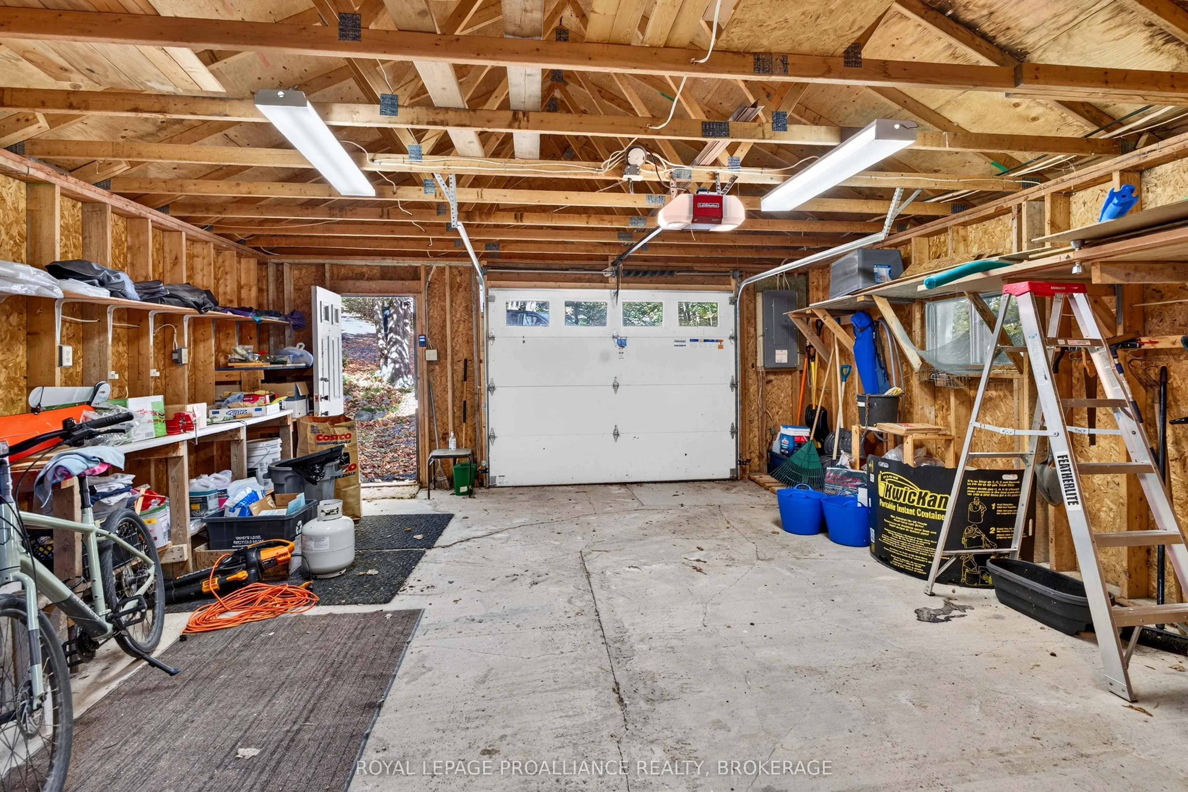 1124 Sawmill Lane