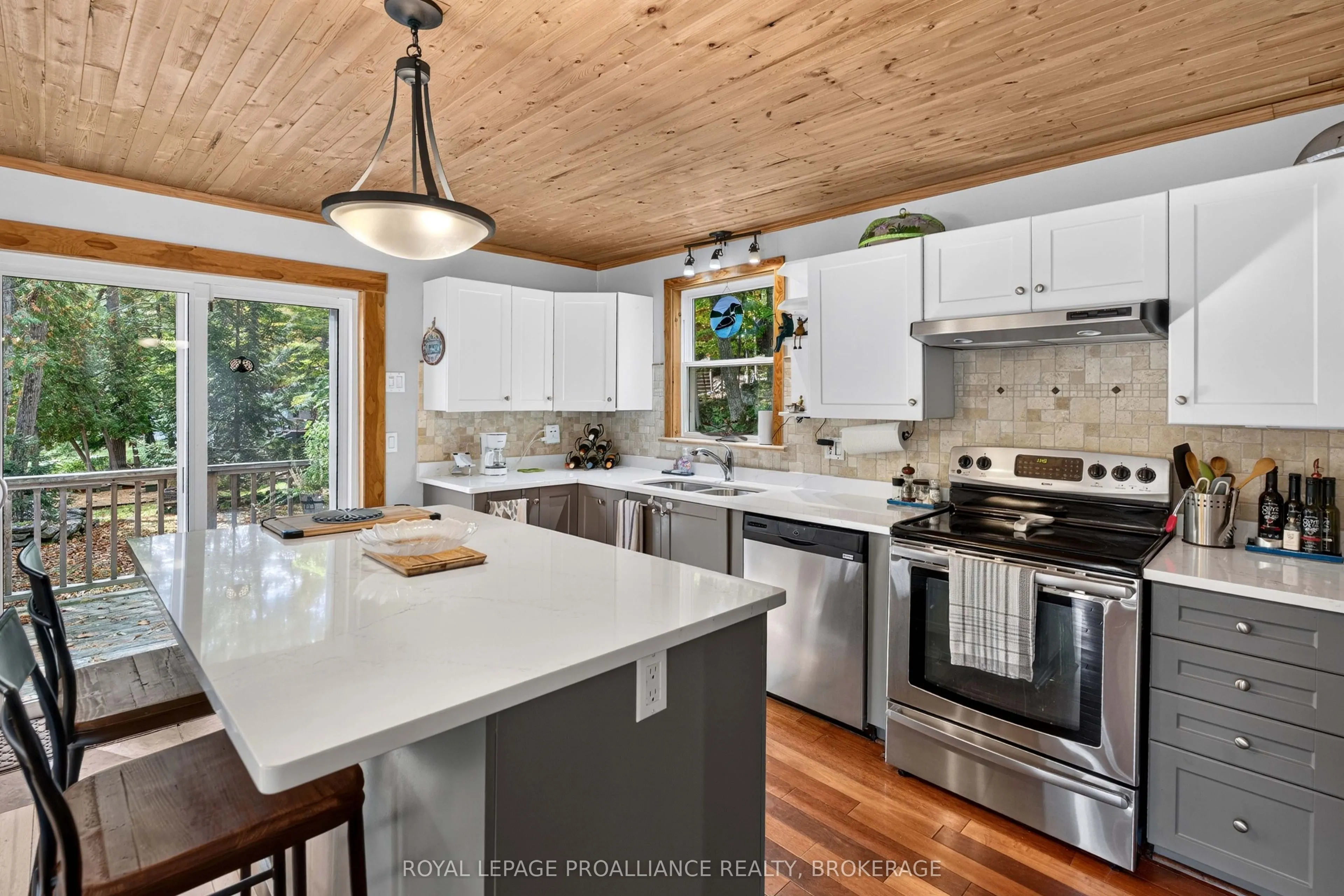 1124 Sawmill Lane