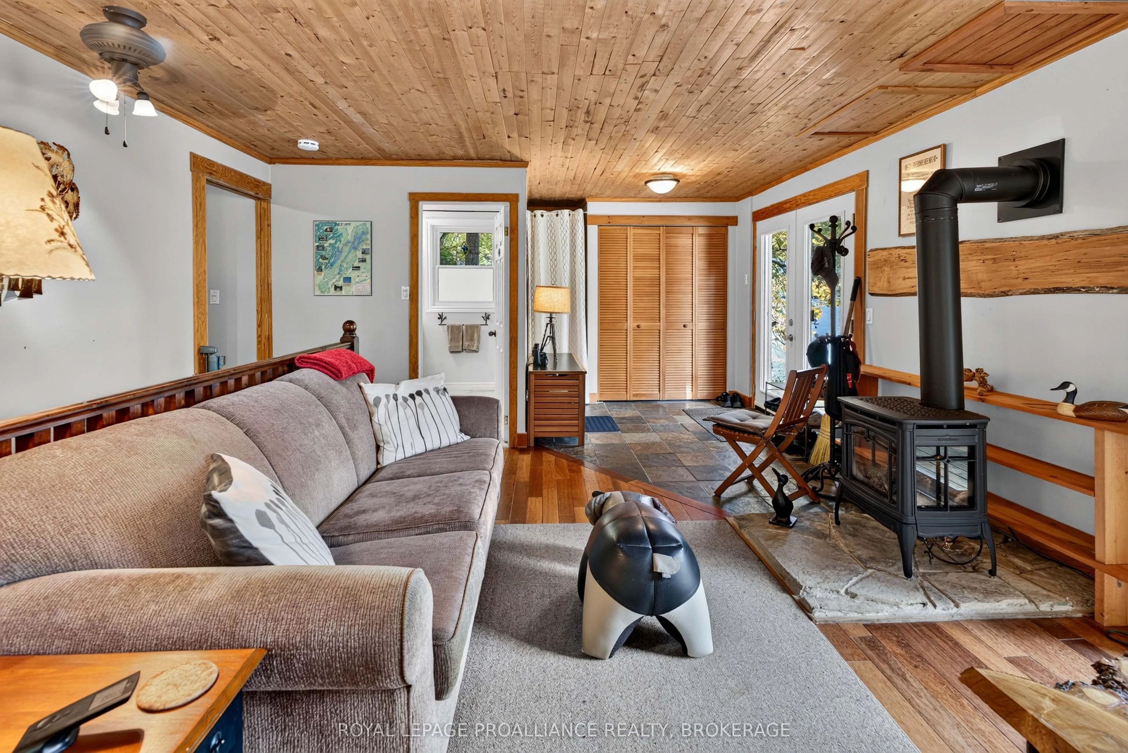 1124 Sawmill Lane