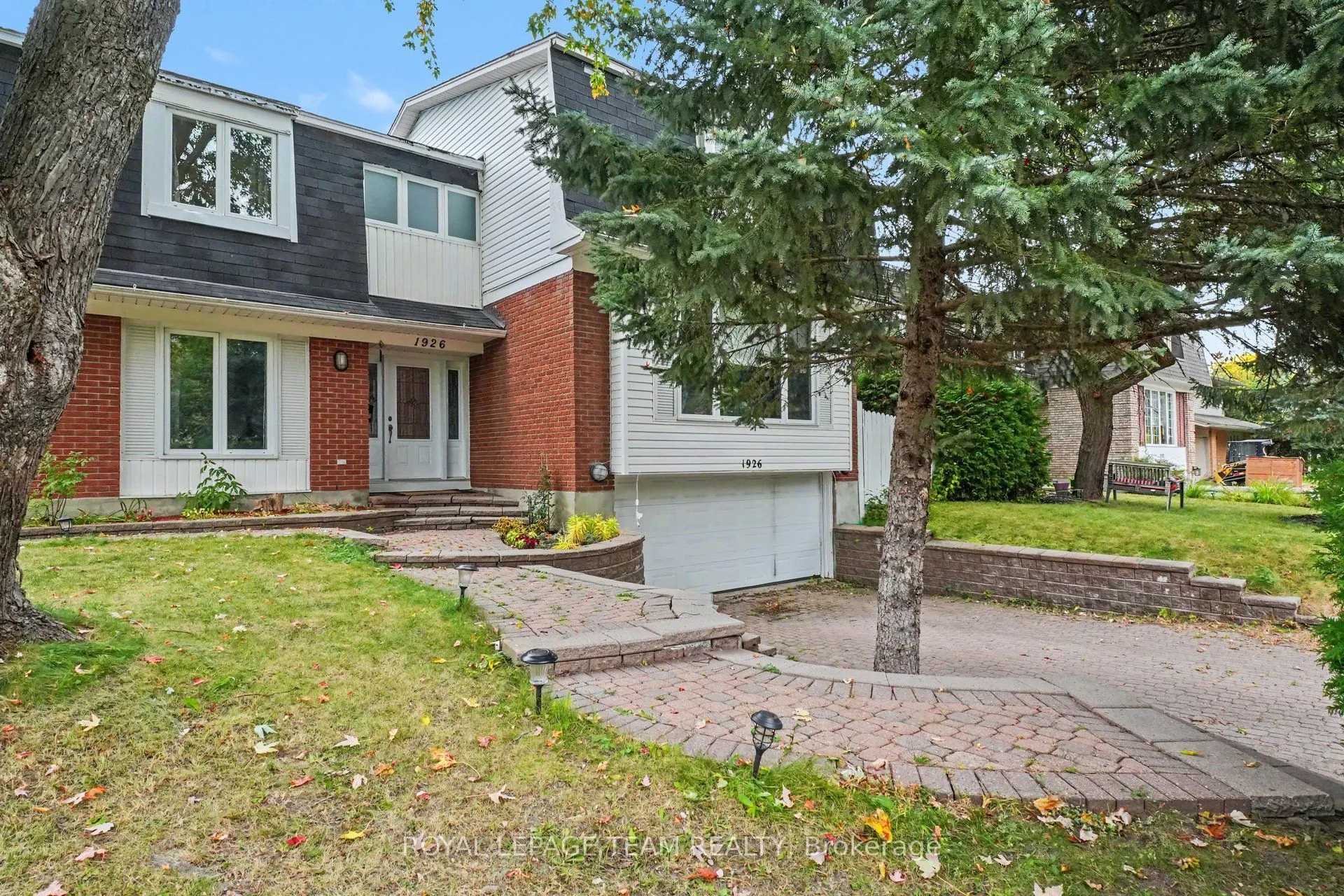 1926 Marquis Avenue