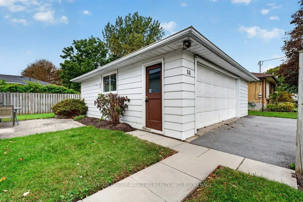 14 Quinte Avenue