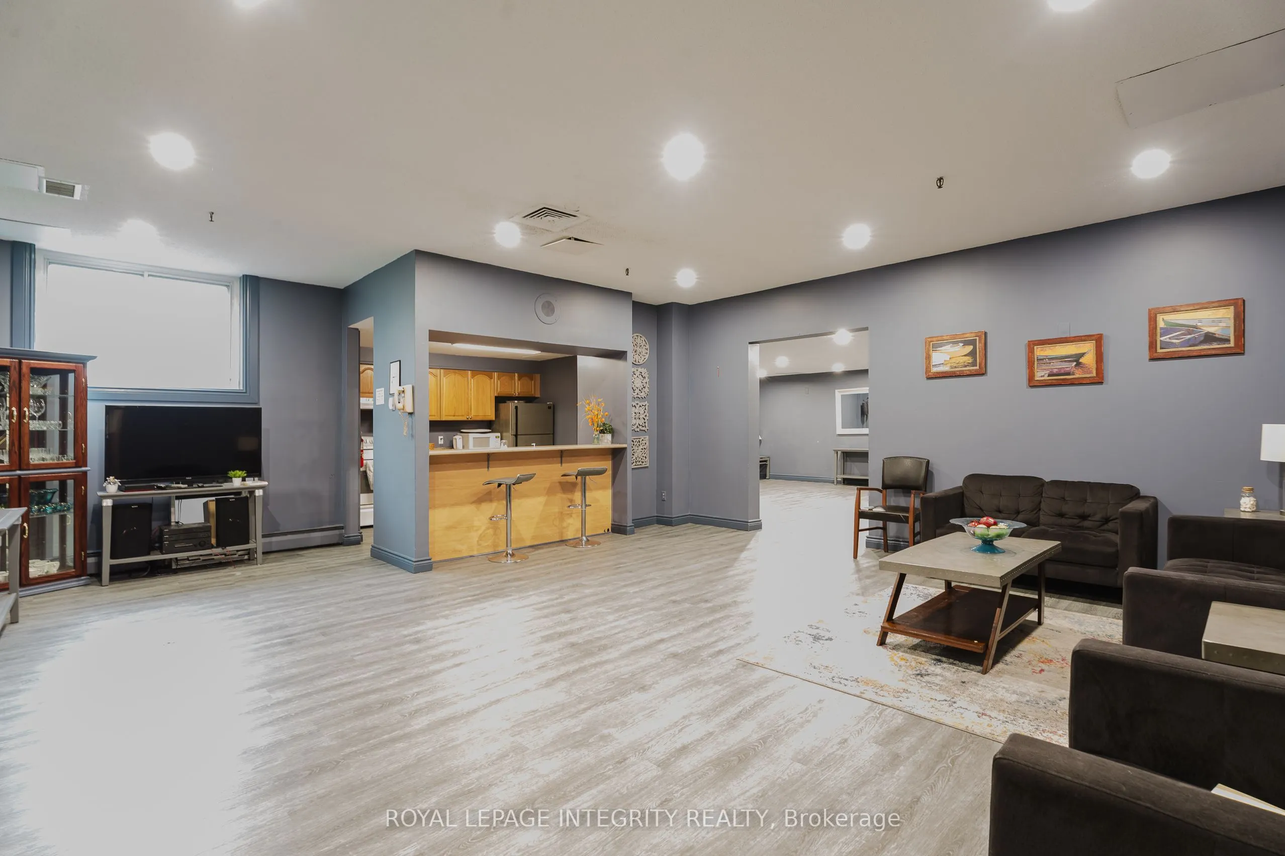 2650 Southvale Crescent #212