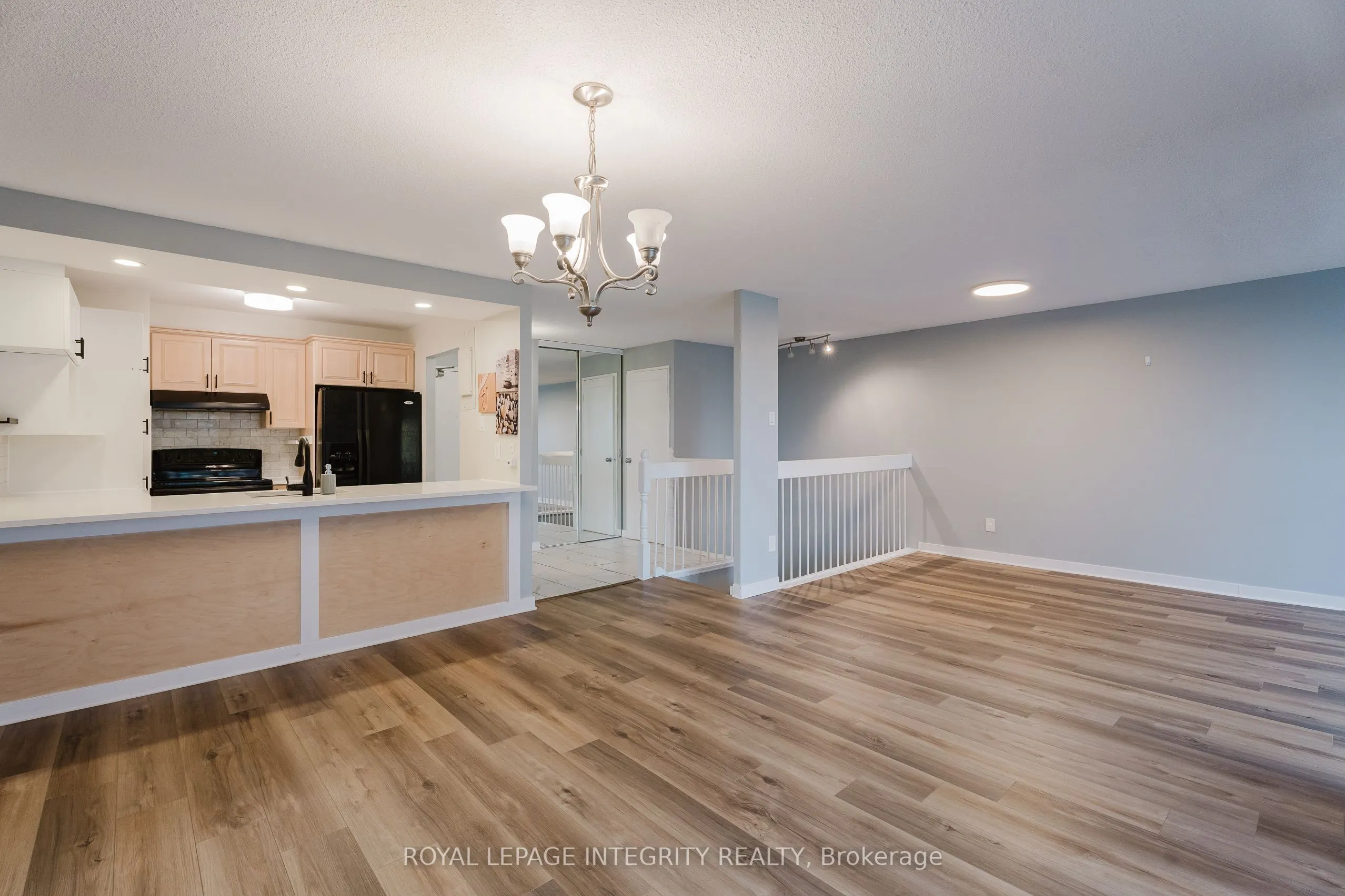 2650 Southvale Crescent #212