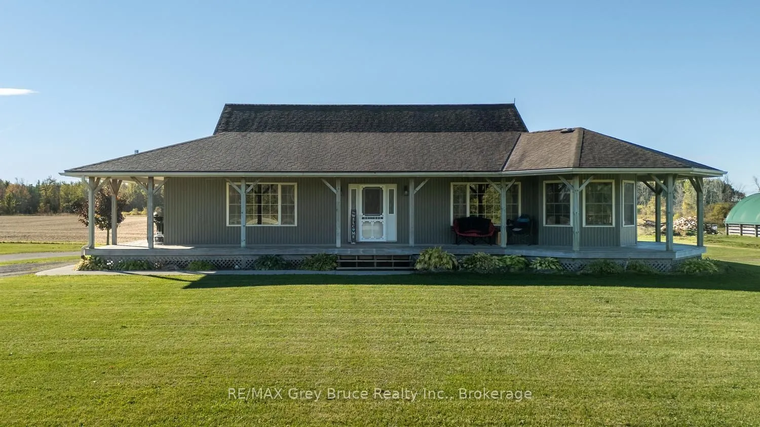 402622 Grey 17 Road
