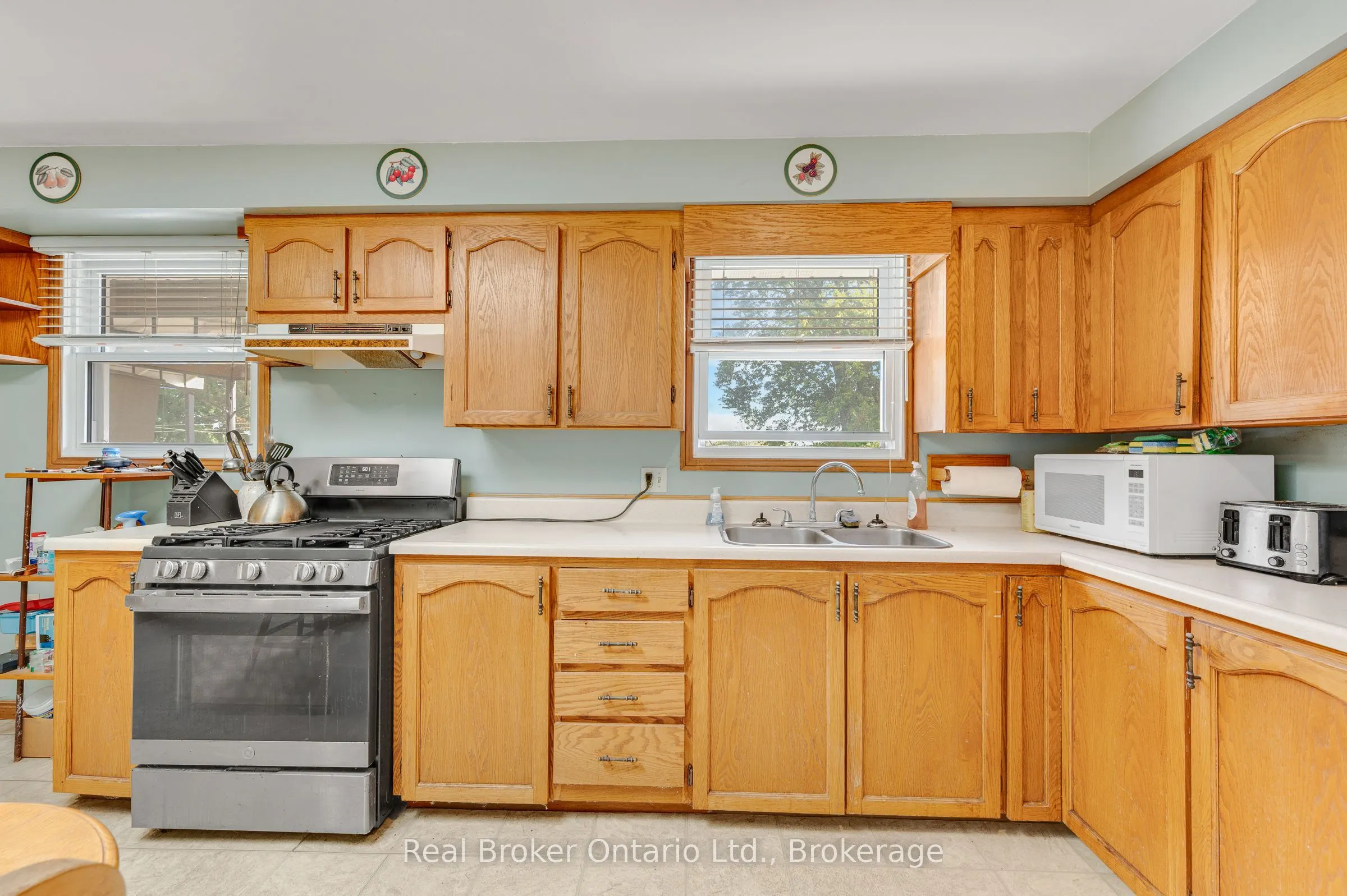 4143 Glancaster Road