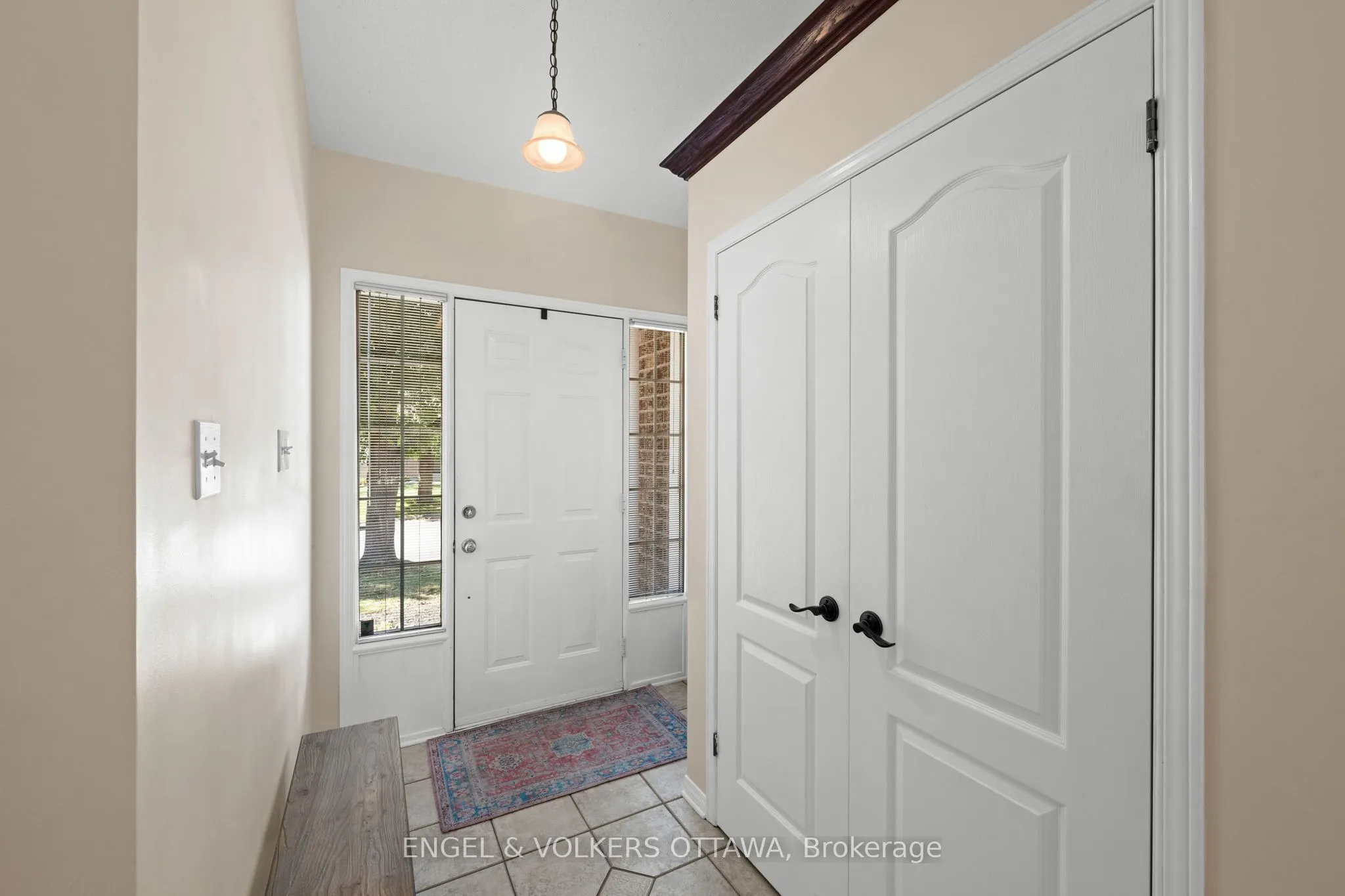 4 Burnstead Crescent
