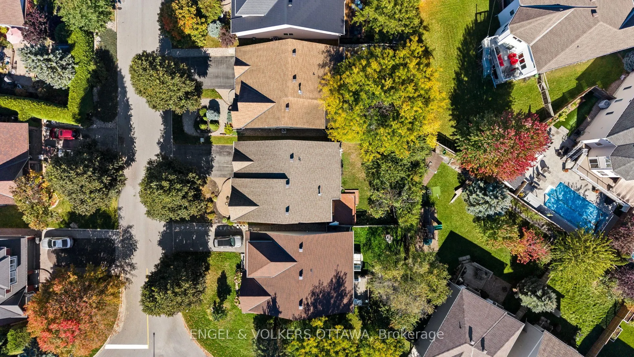 4 Burnstead Crescent