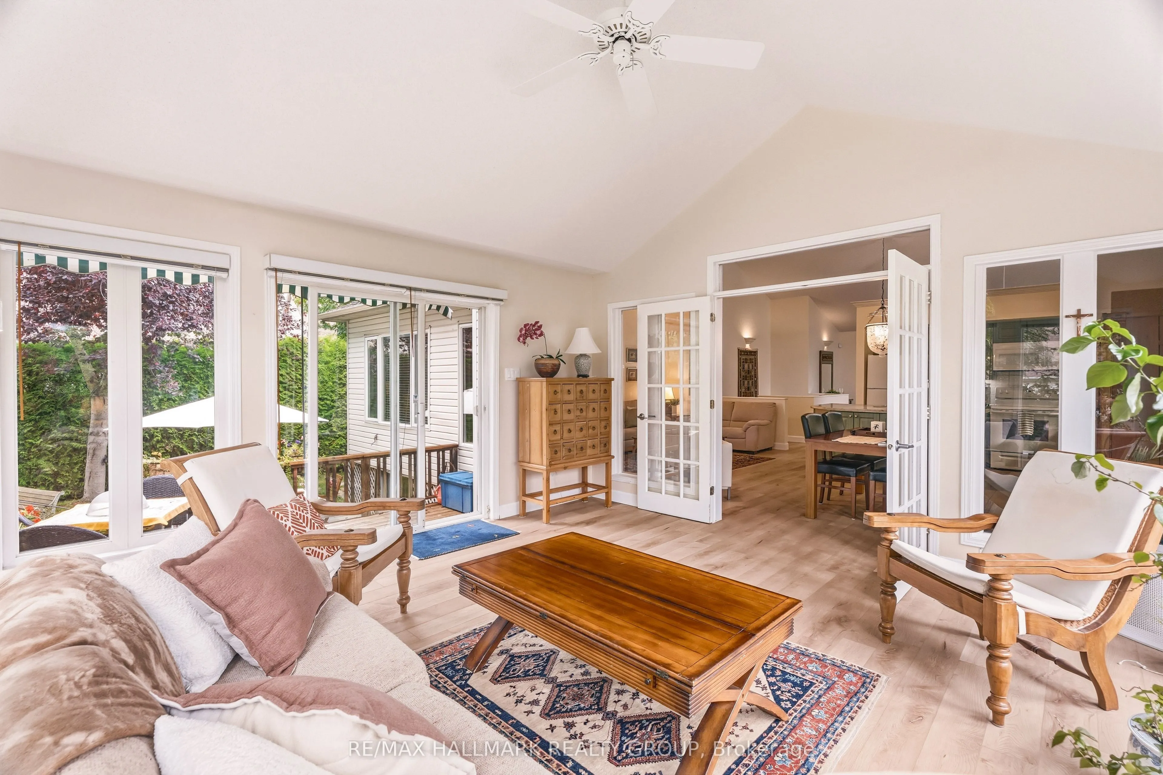 3 Burnstead Crescent