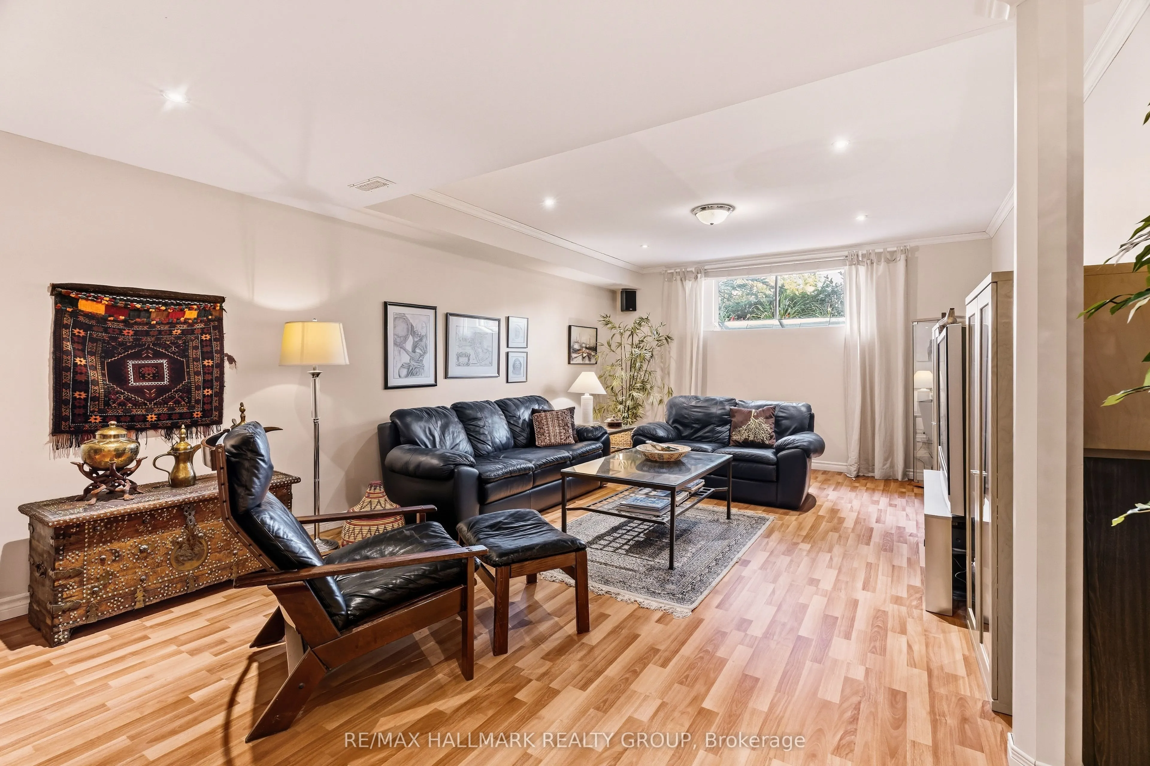 3 Burnstead Crescent