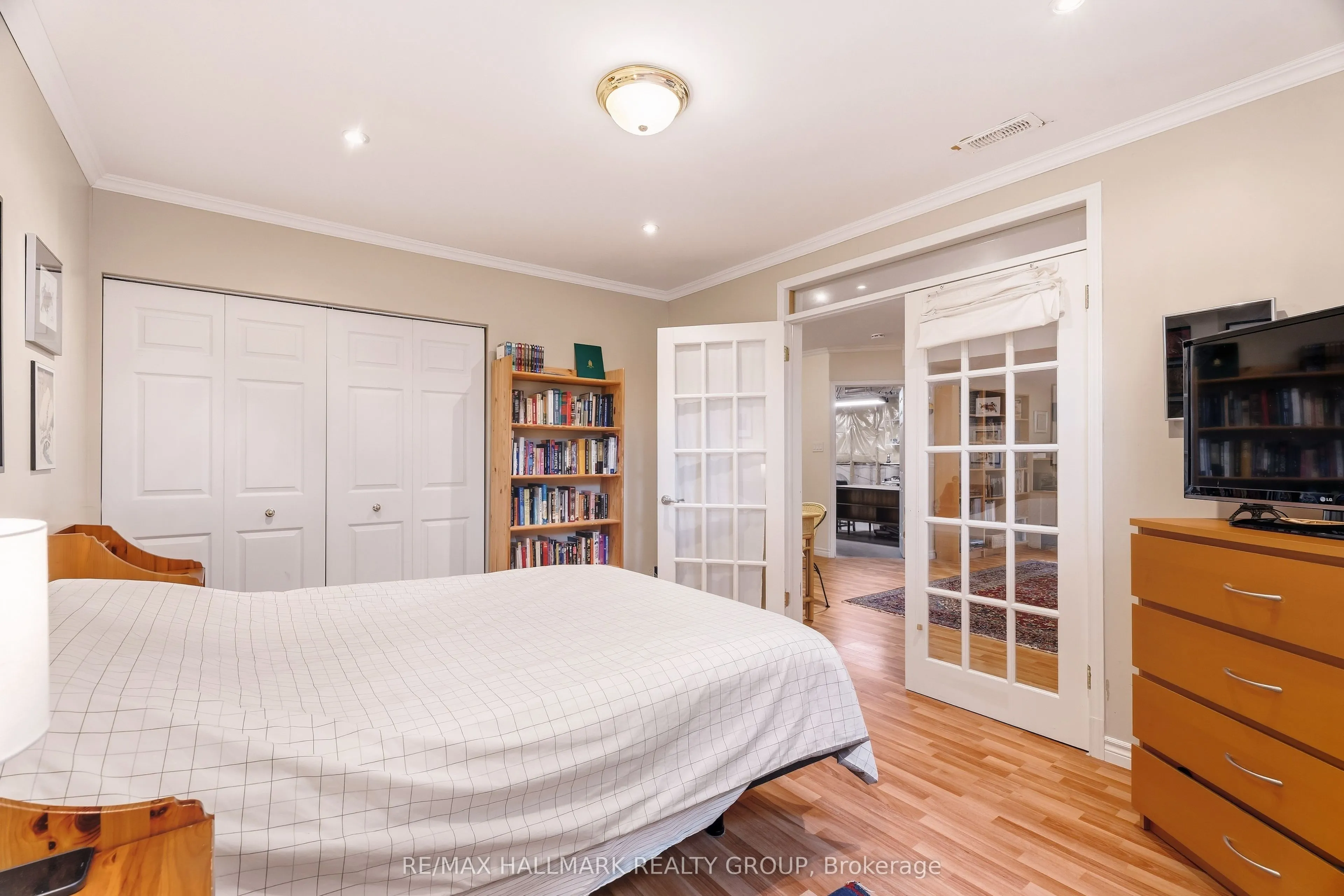 3 Burnstead Crescent
