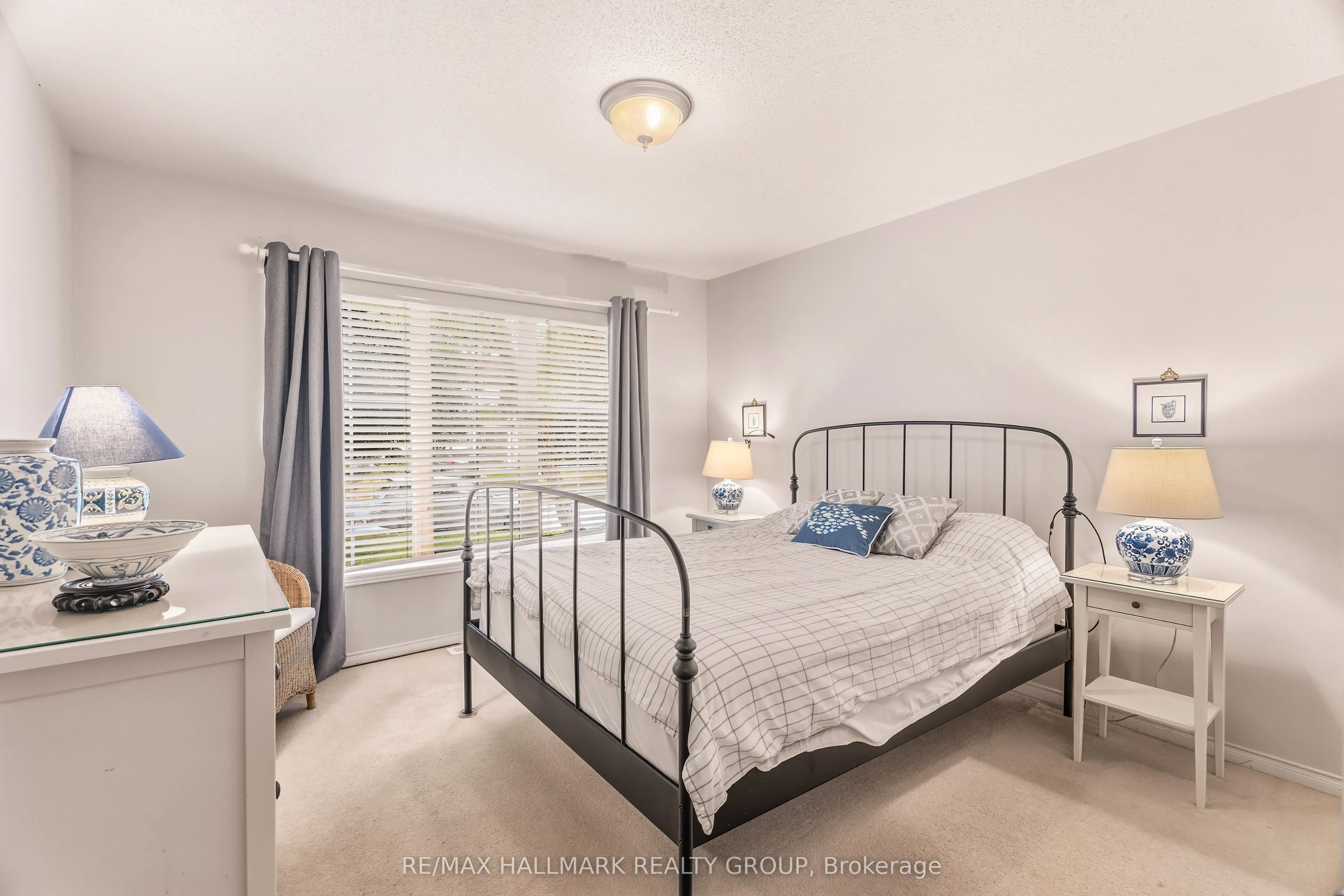 3 Burnstead Crescent