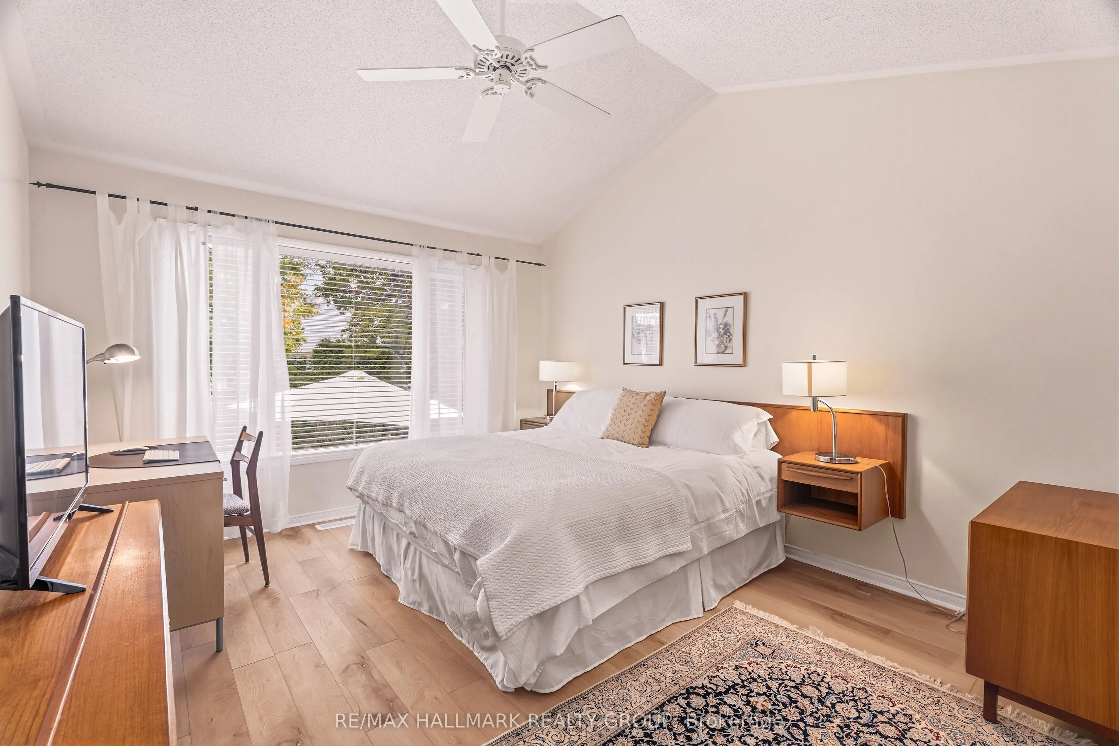 3 Burnstead Crescent