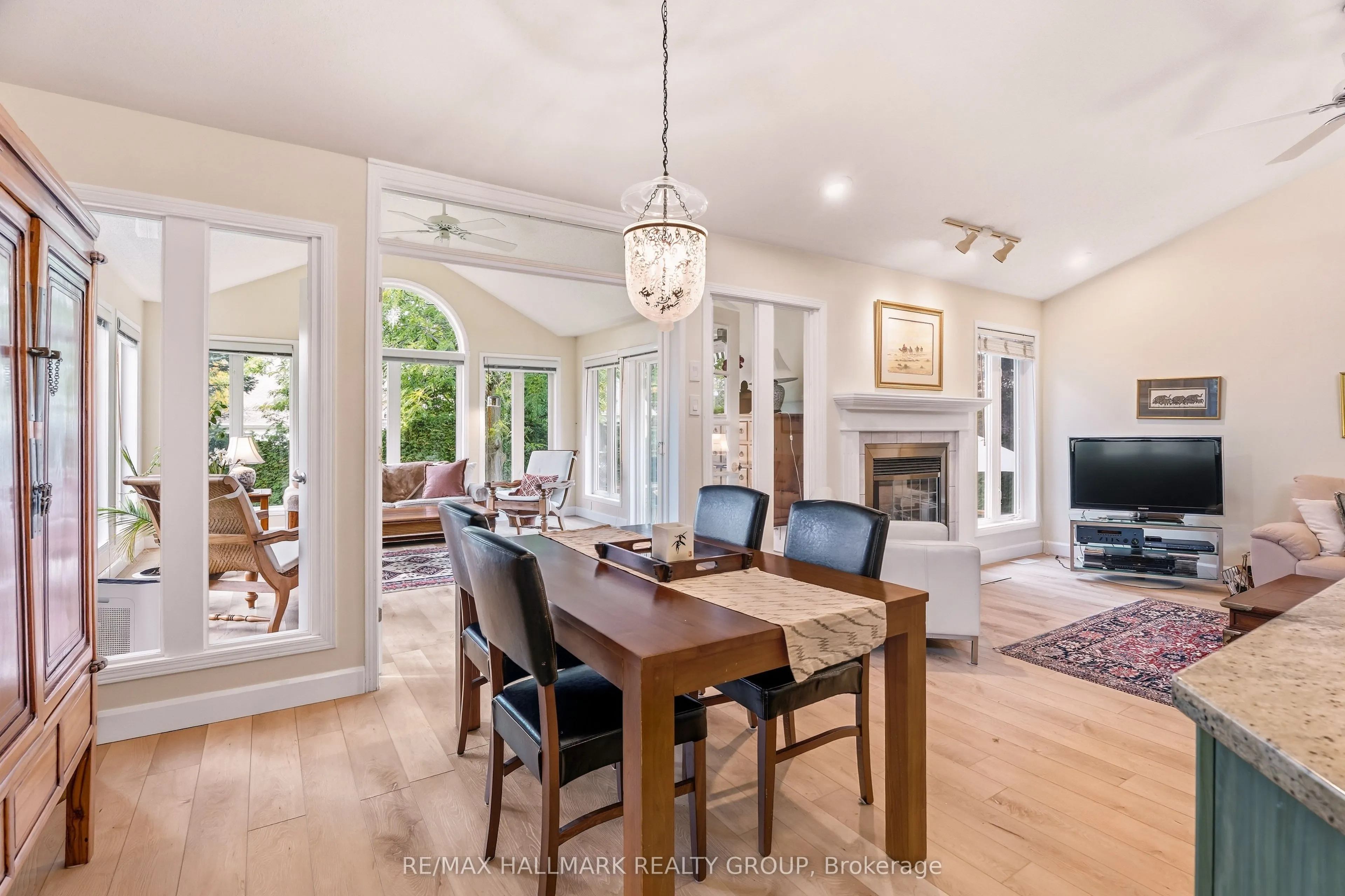 3 Burnstead Crescent