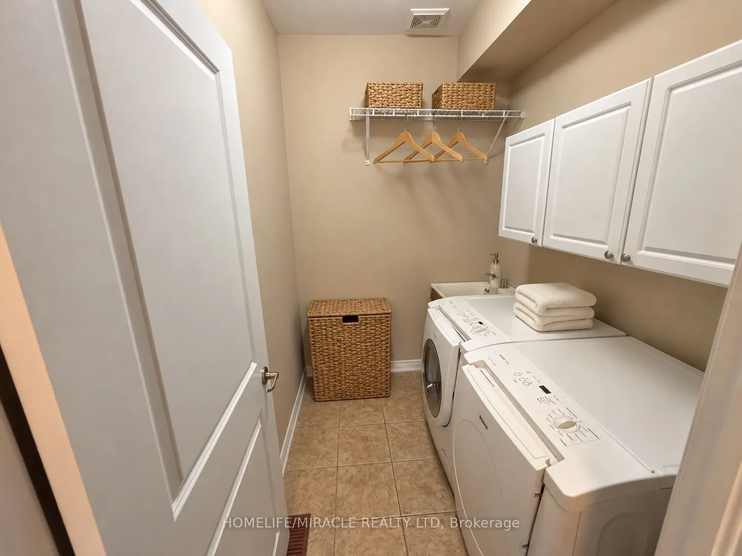 133 Oakhaven Place #14