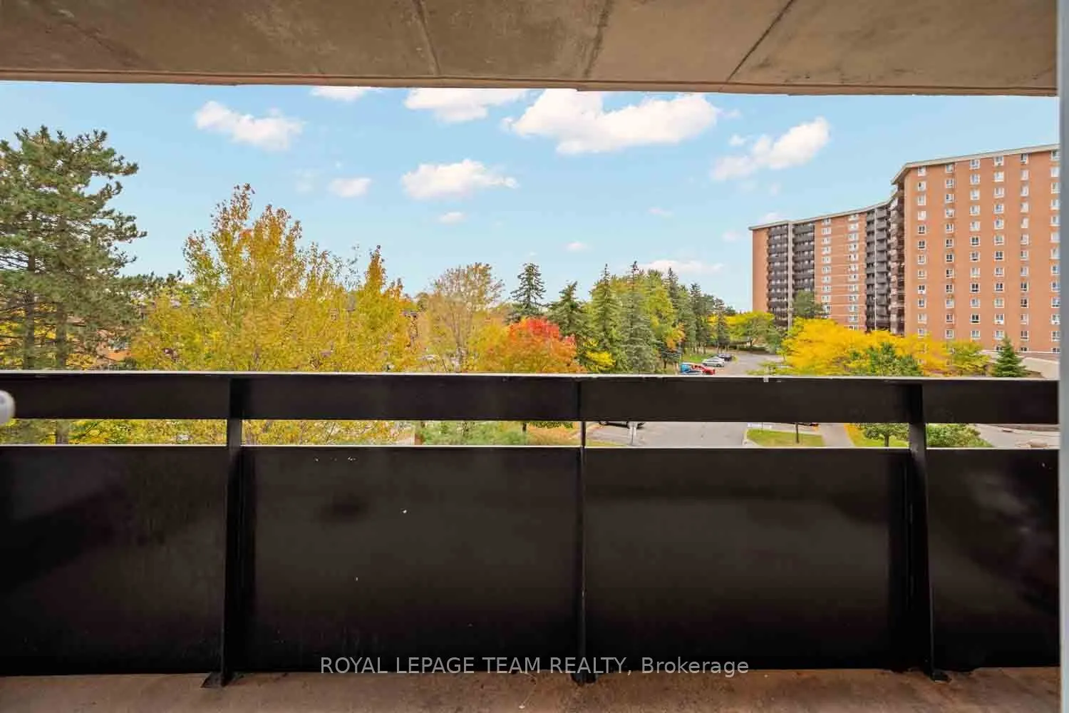 2000 Jasmine Crescent #409