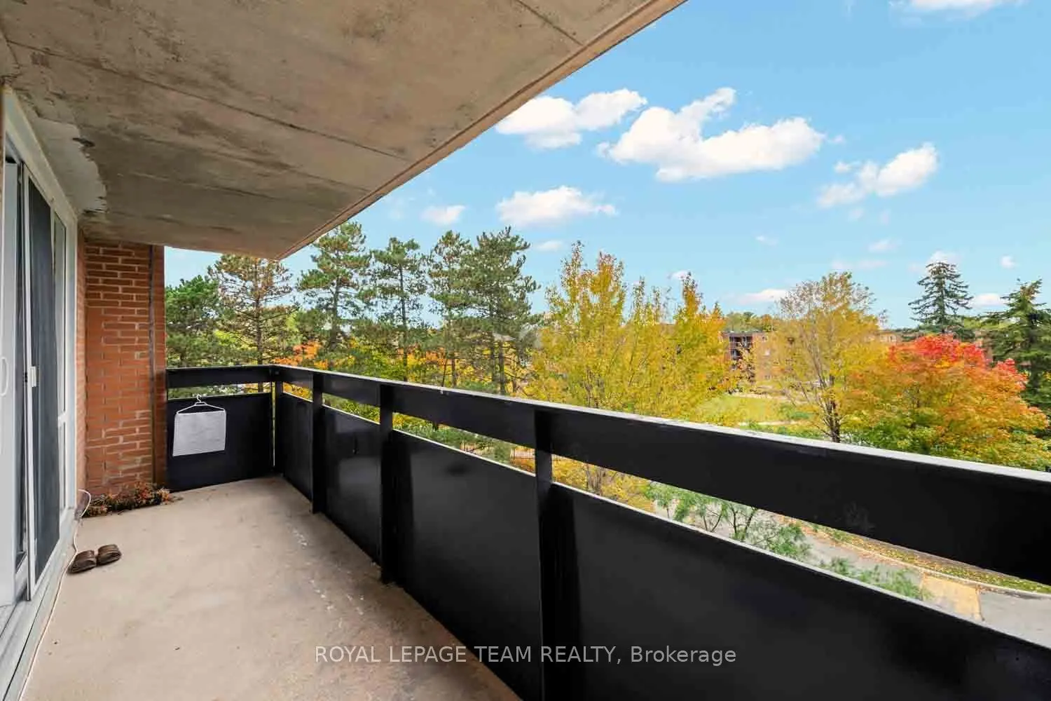 2000 Jasmine Crescent #409
