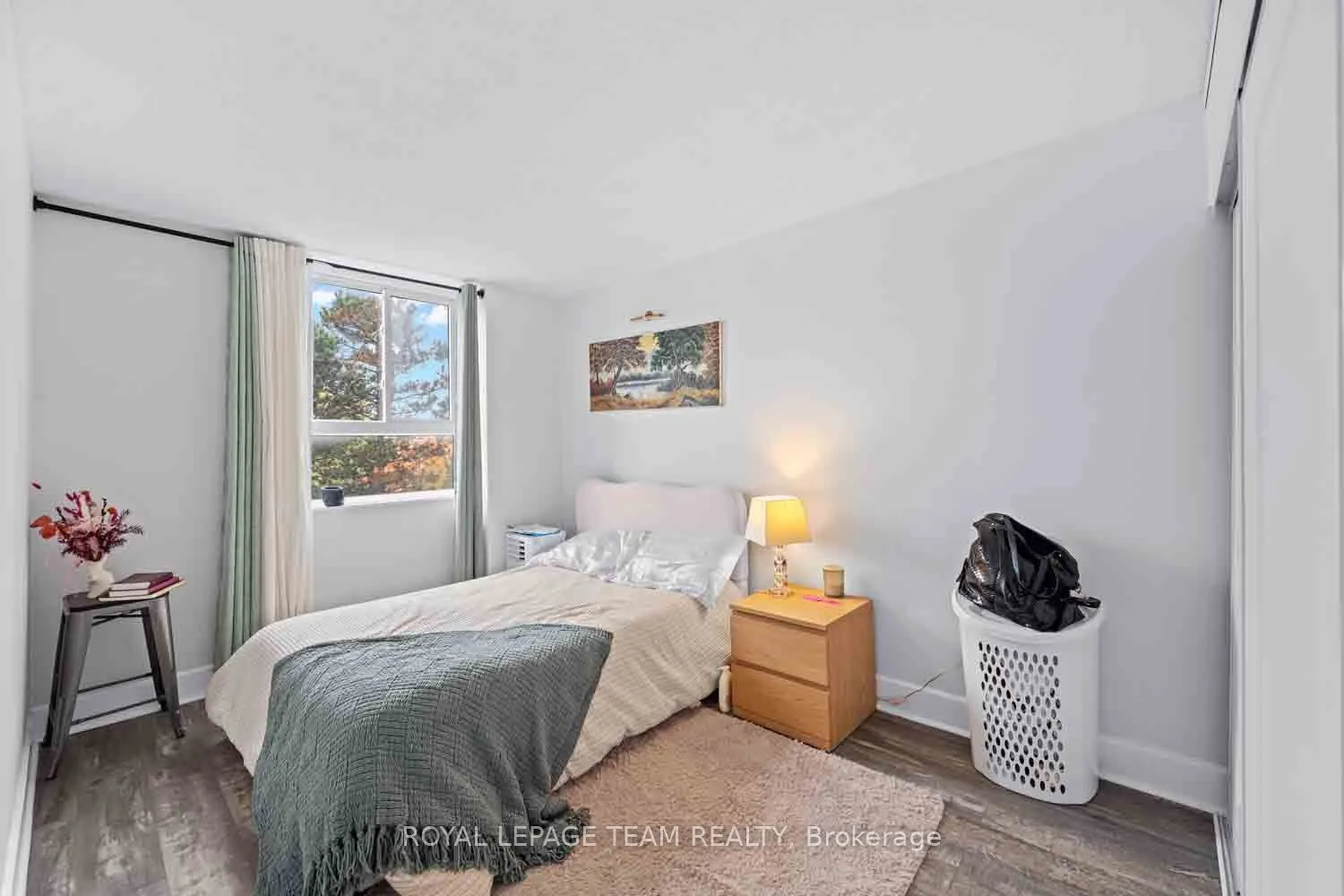 2000 Jasmine Crescent #409