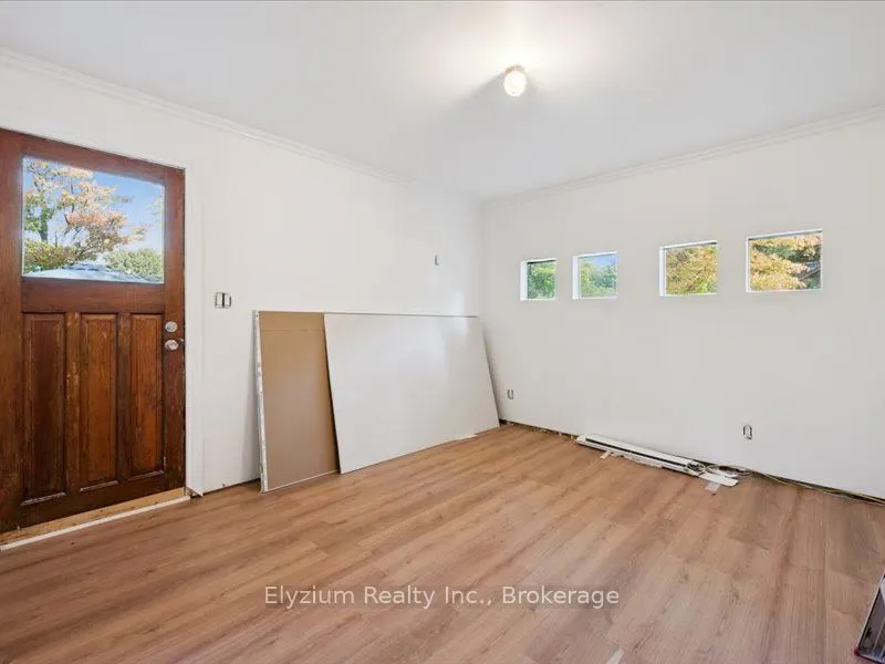 3 Caledonia Street