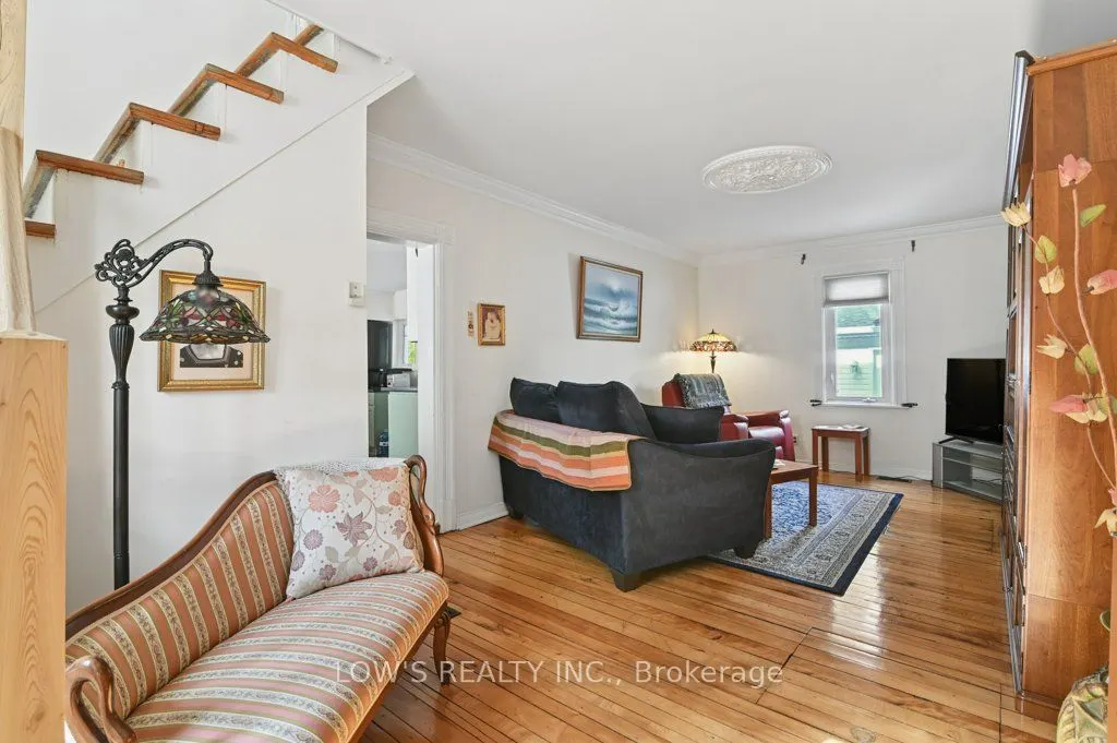 54 Derby Avenue