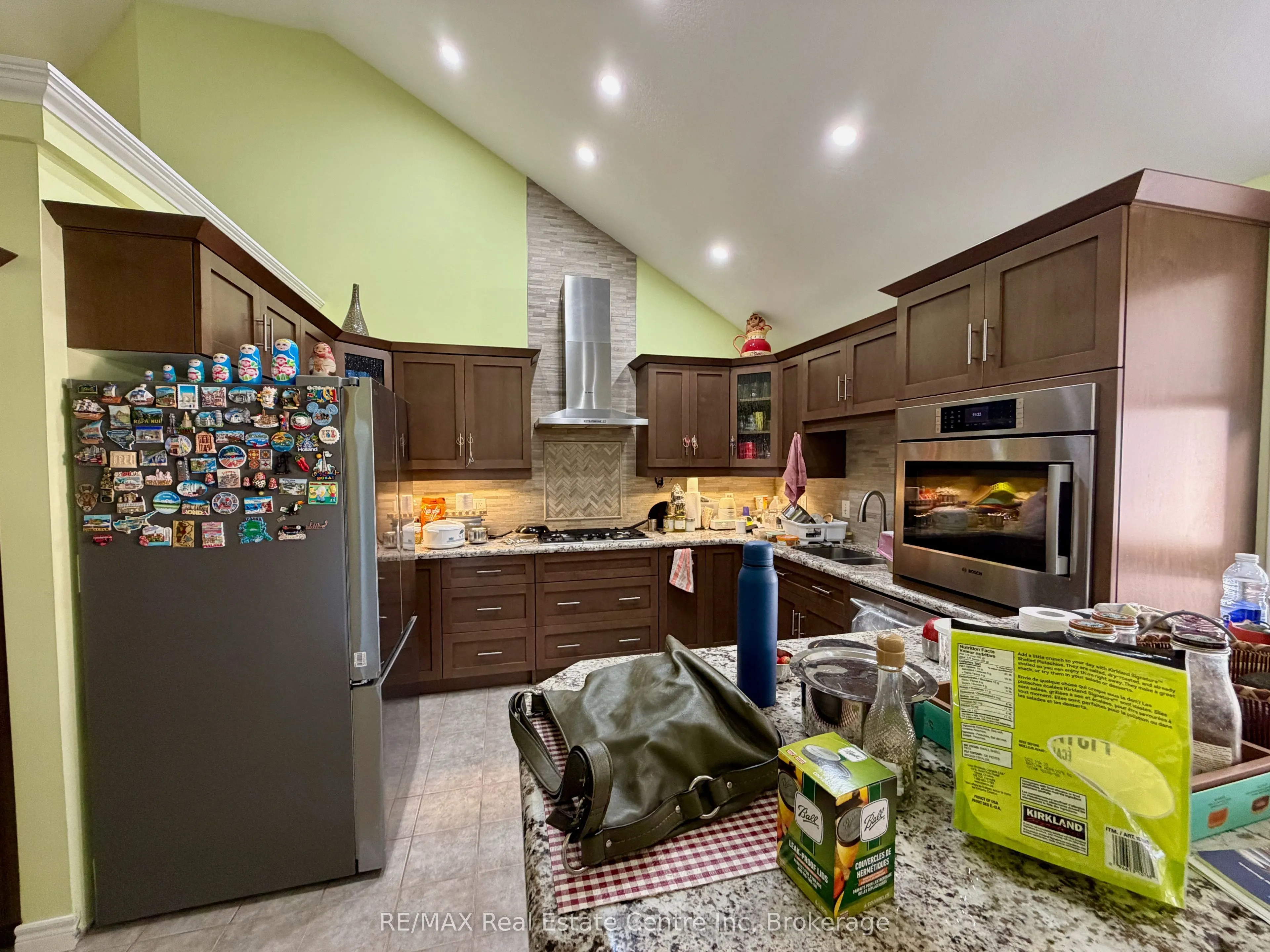 162 Clairfields Drive W