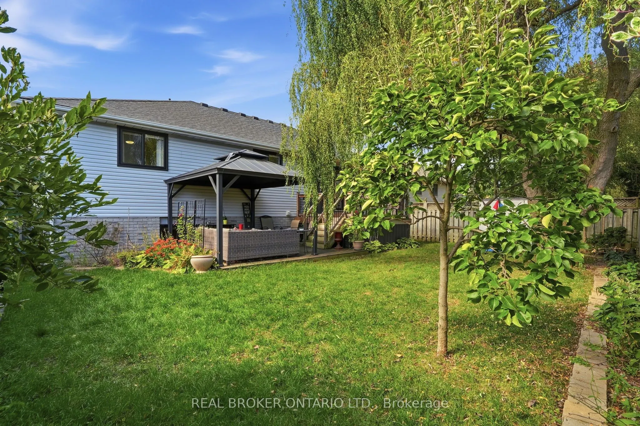 8 Moyle Drive