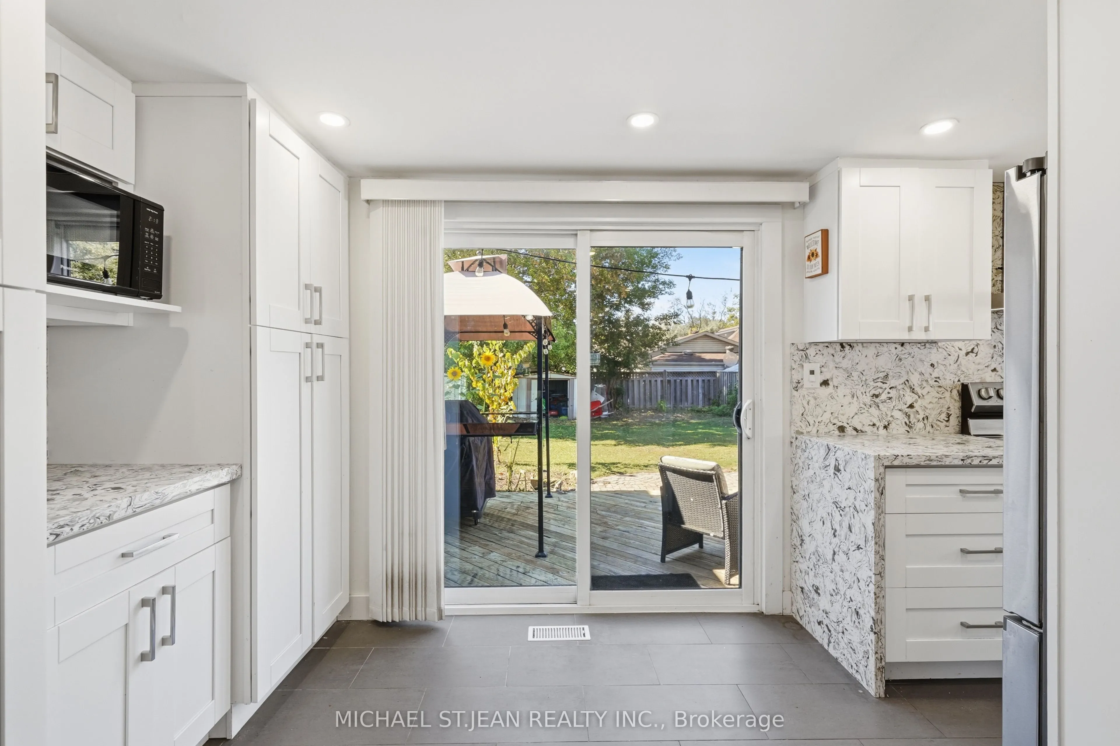 658 Upper Wellington Street