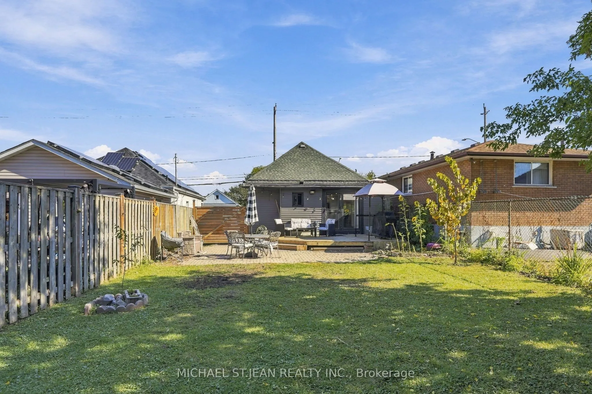 658 Upper Wellington Street