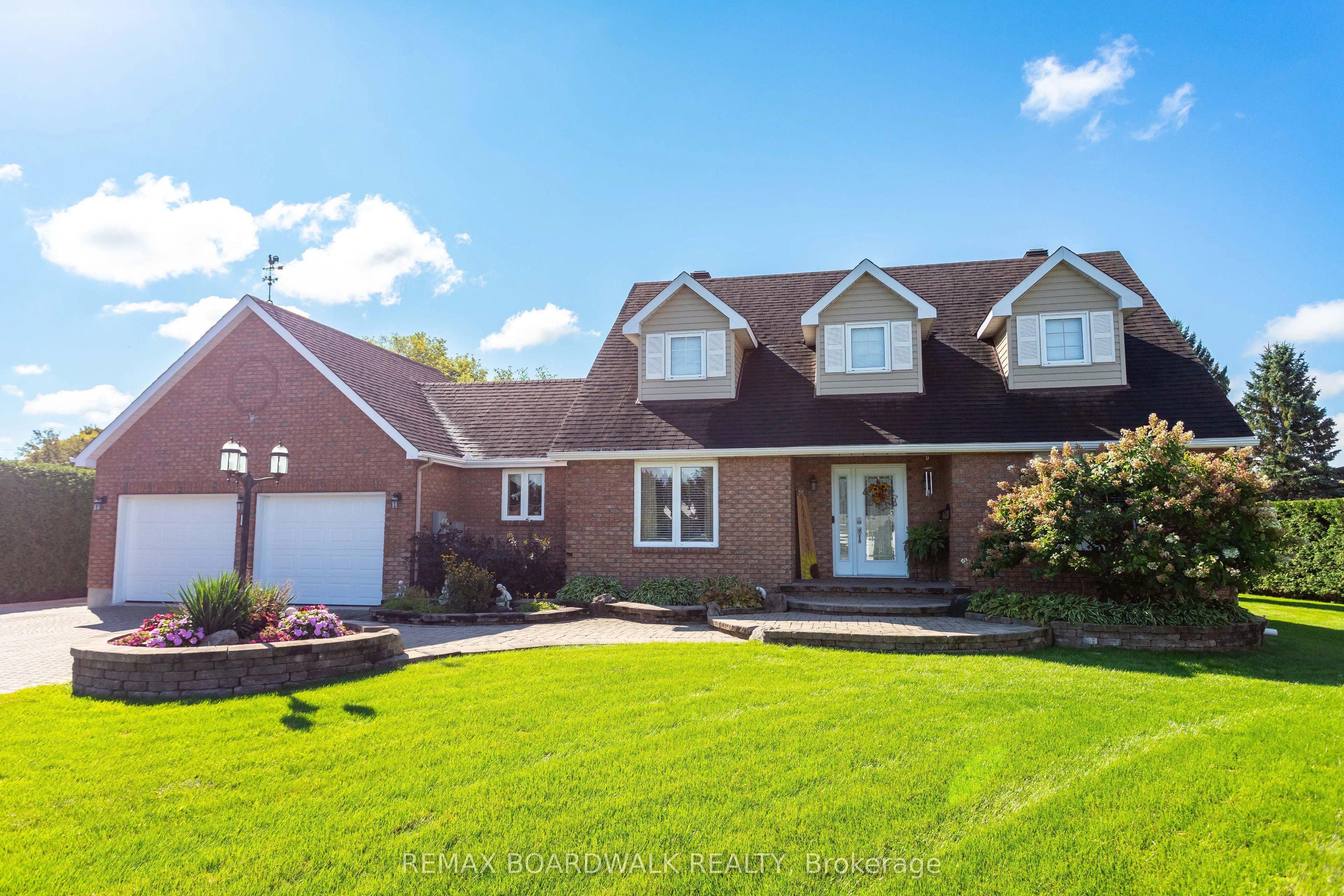 32 Faucher Boulevard