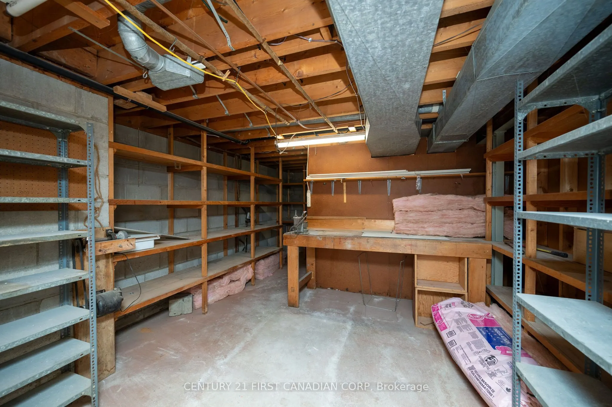 1492 North Vernon Avenue