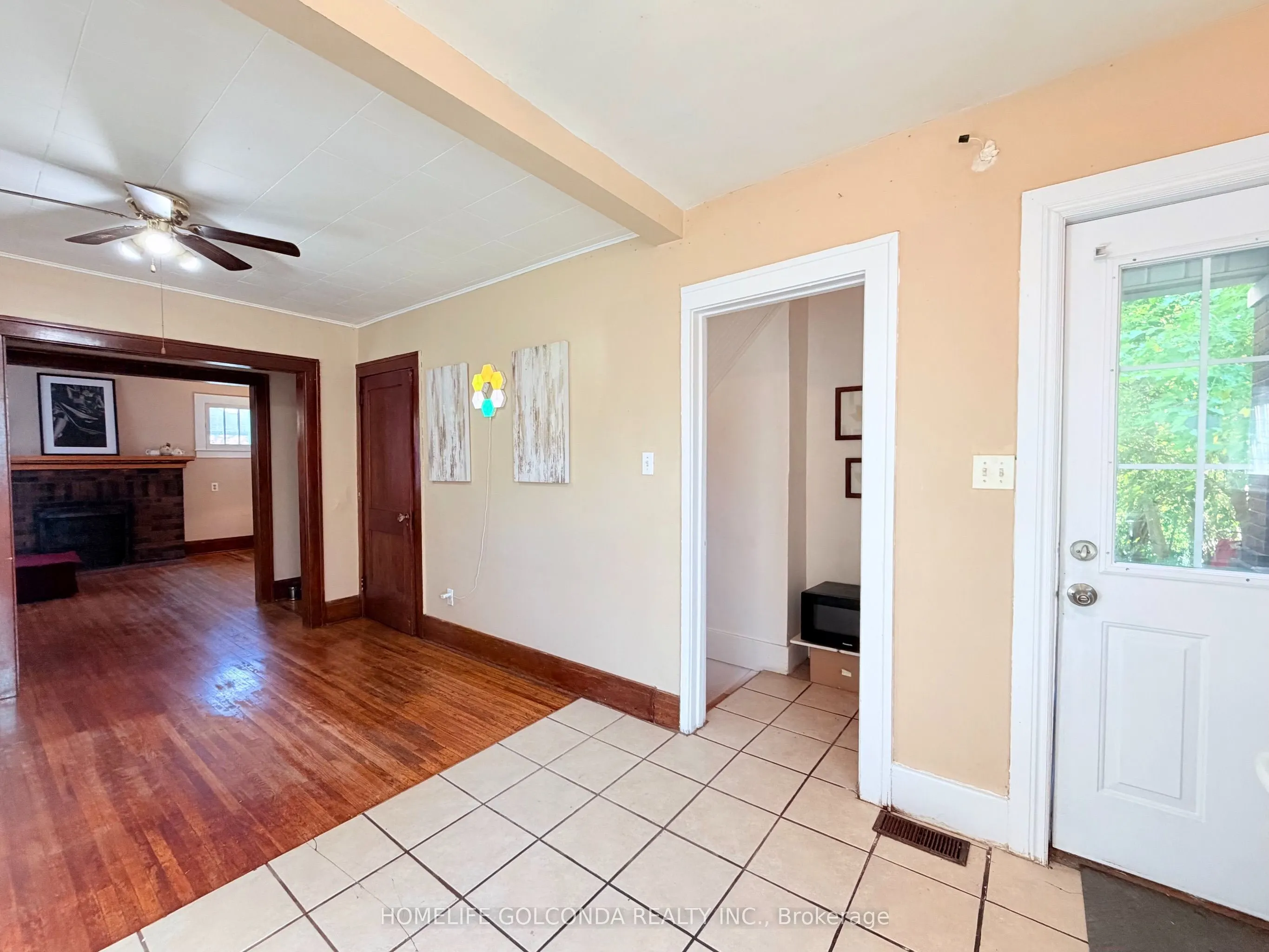 3203 Linwood Place