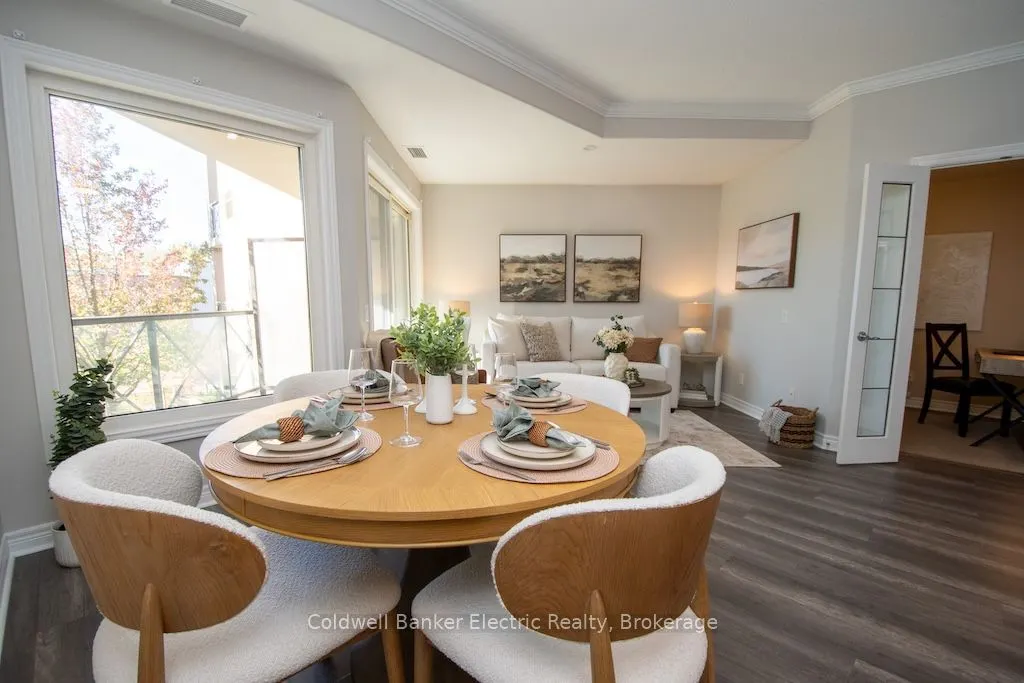 869 Clonsilla Avenue #212