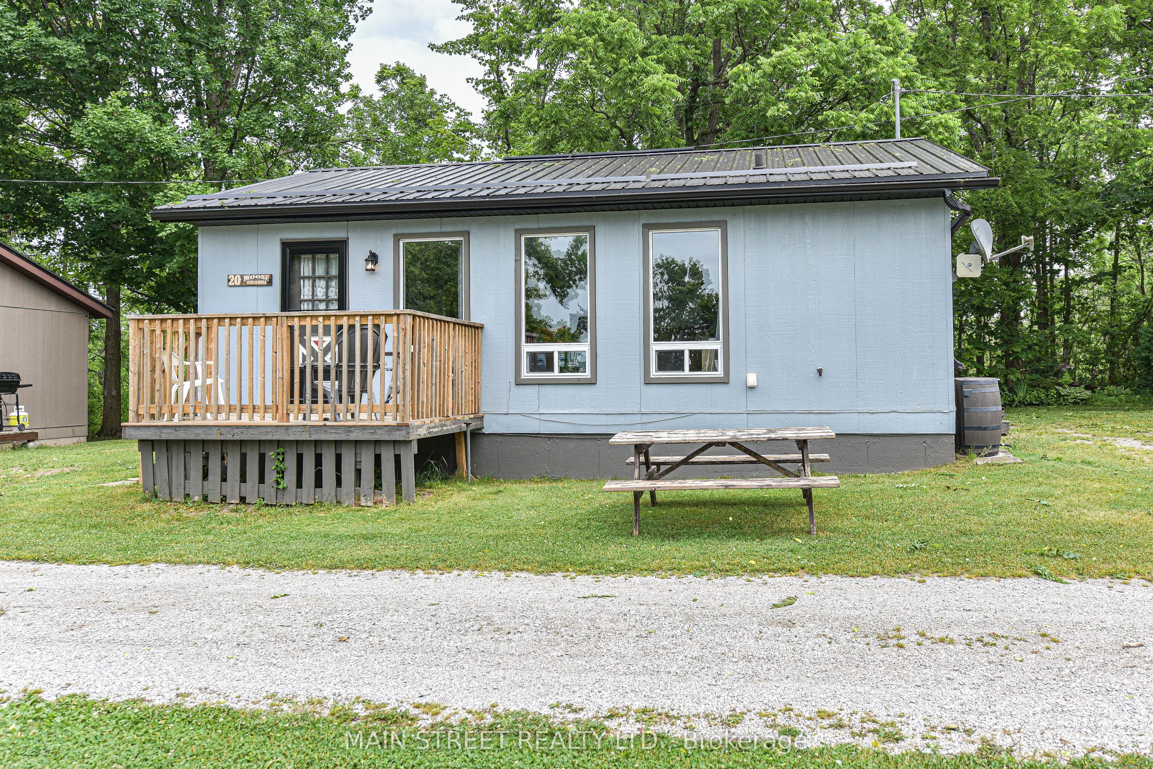 230 Lake Dalrymple Road #20