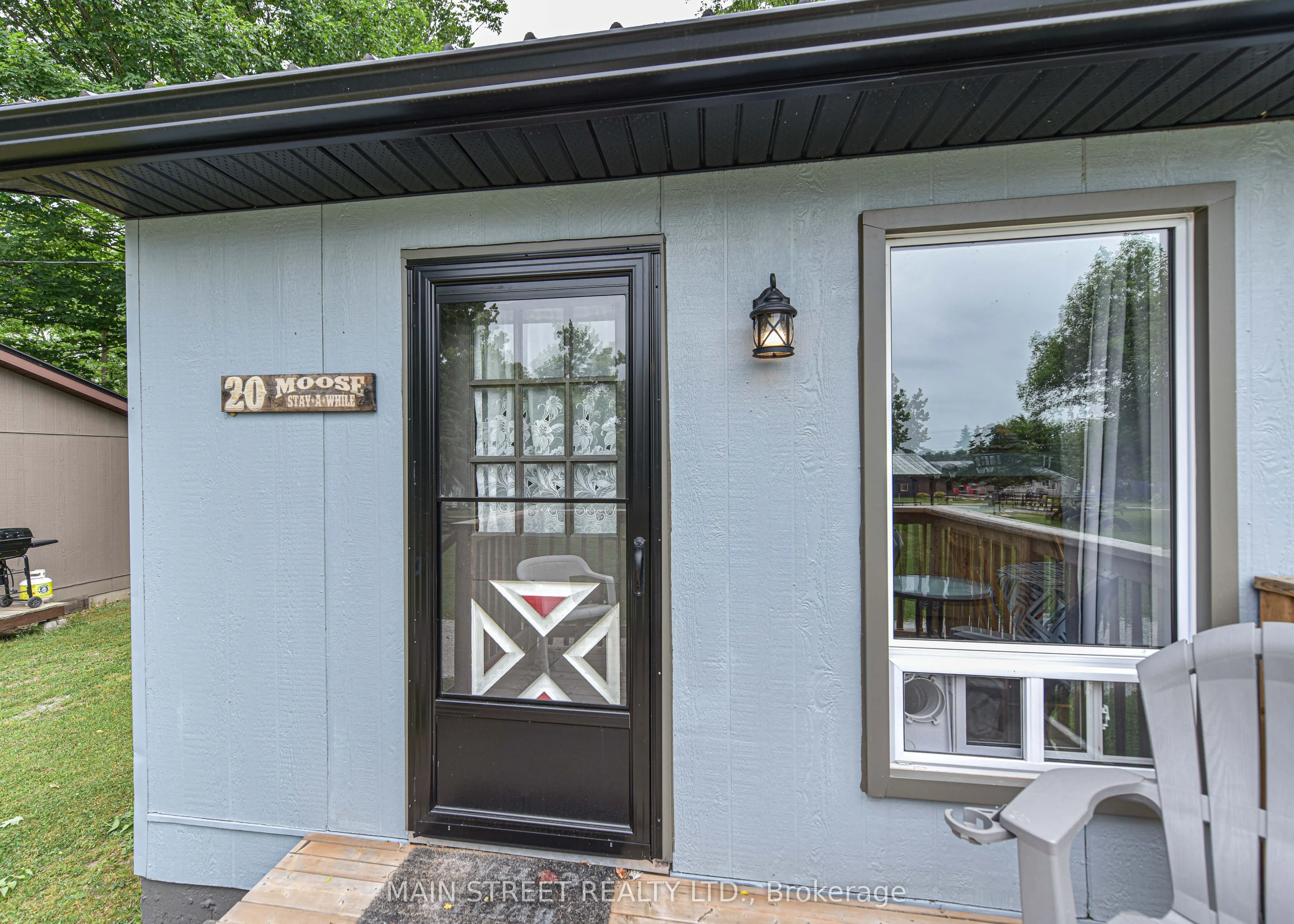 230 Lake Dalrymple Road #20