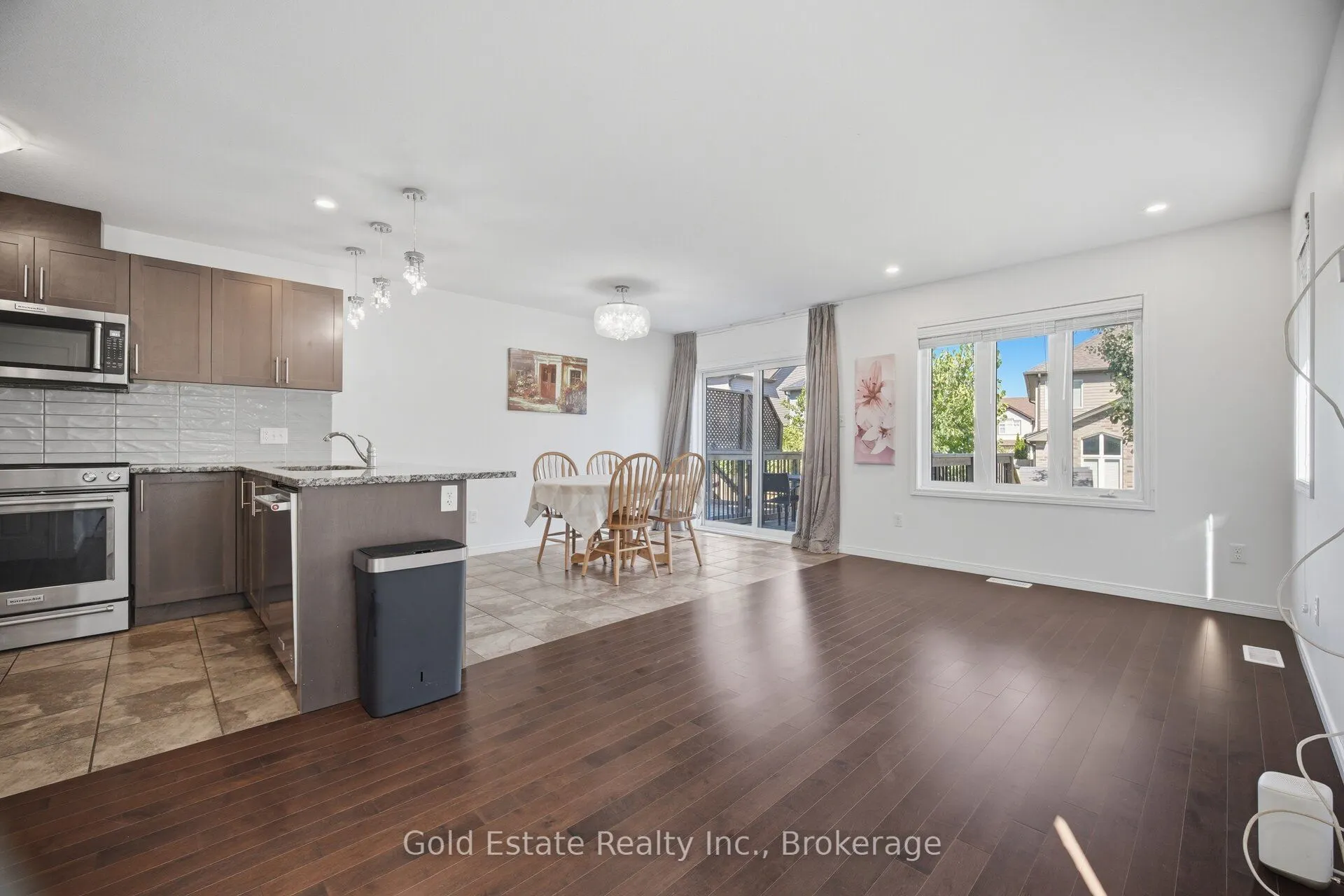 135 Hardcastle Drive #85