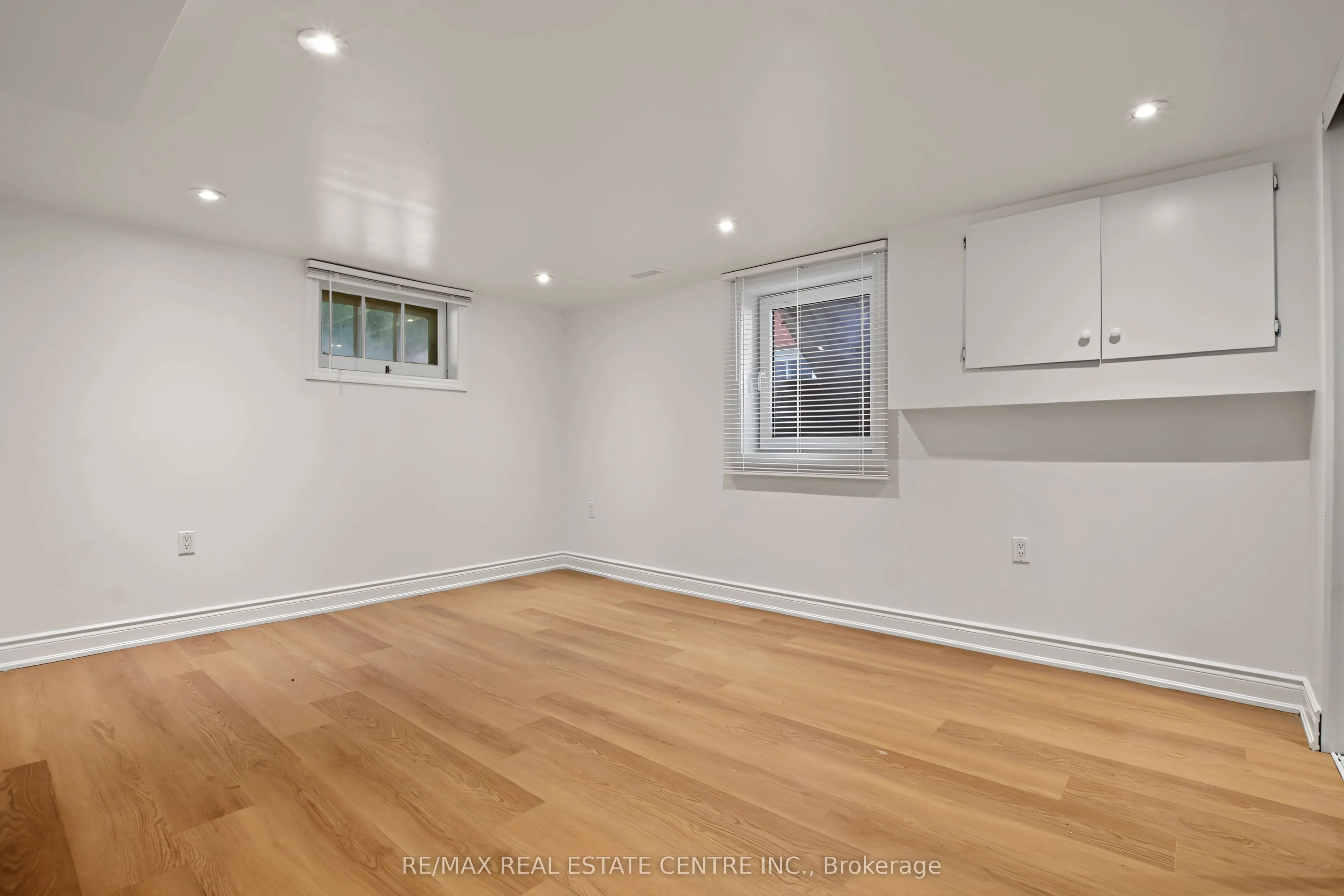 143 Elgin Crescent
