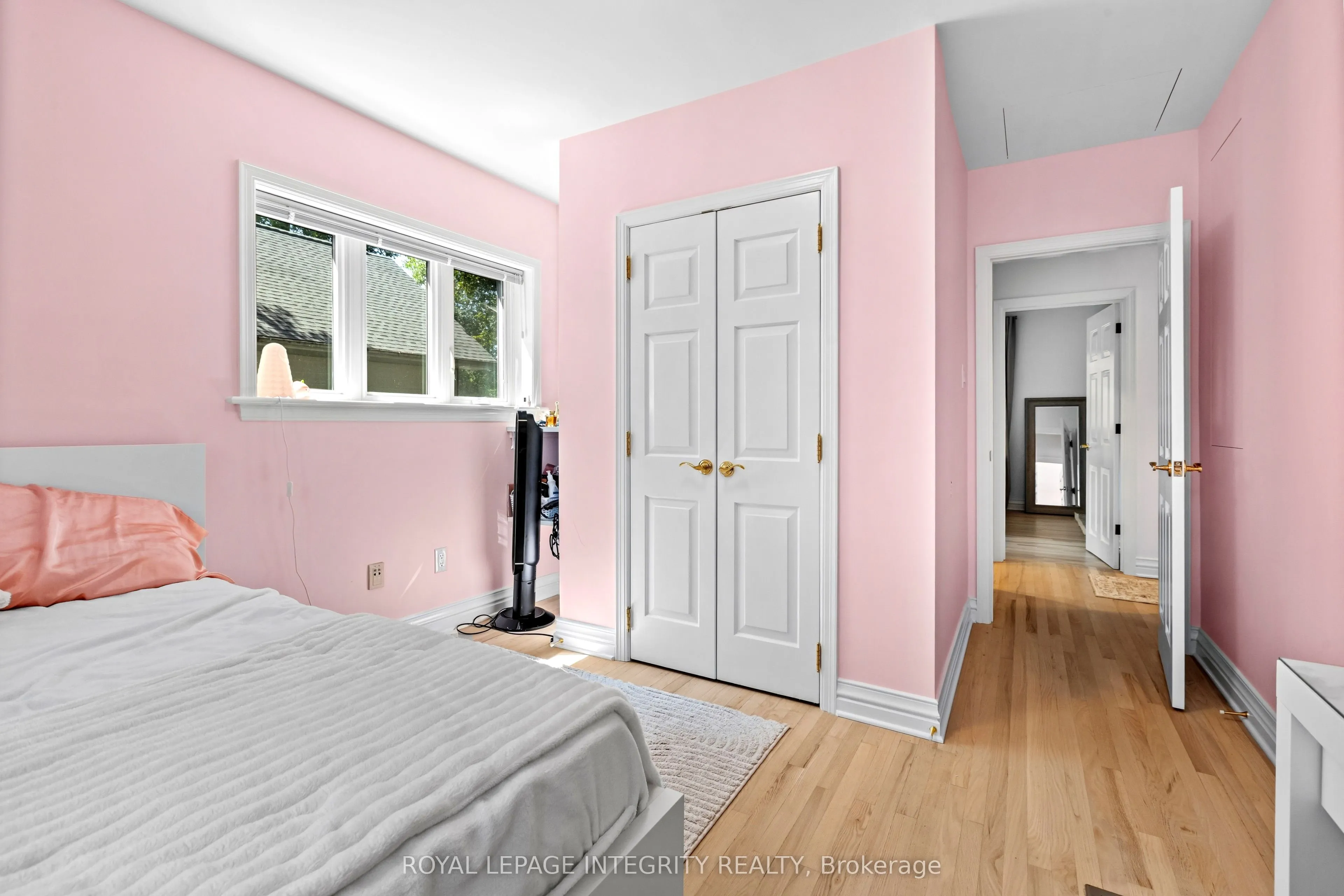 2183 Woodcrest Road