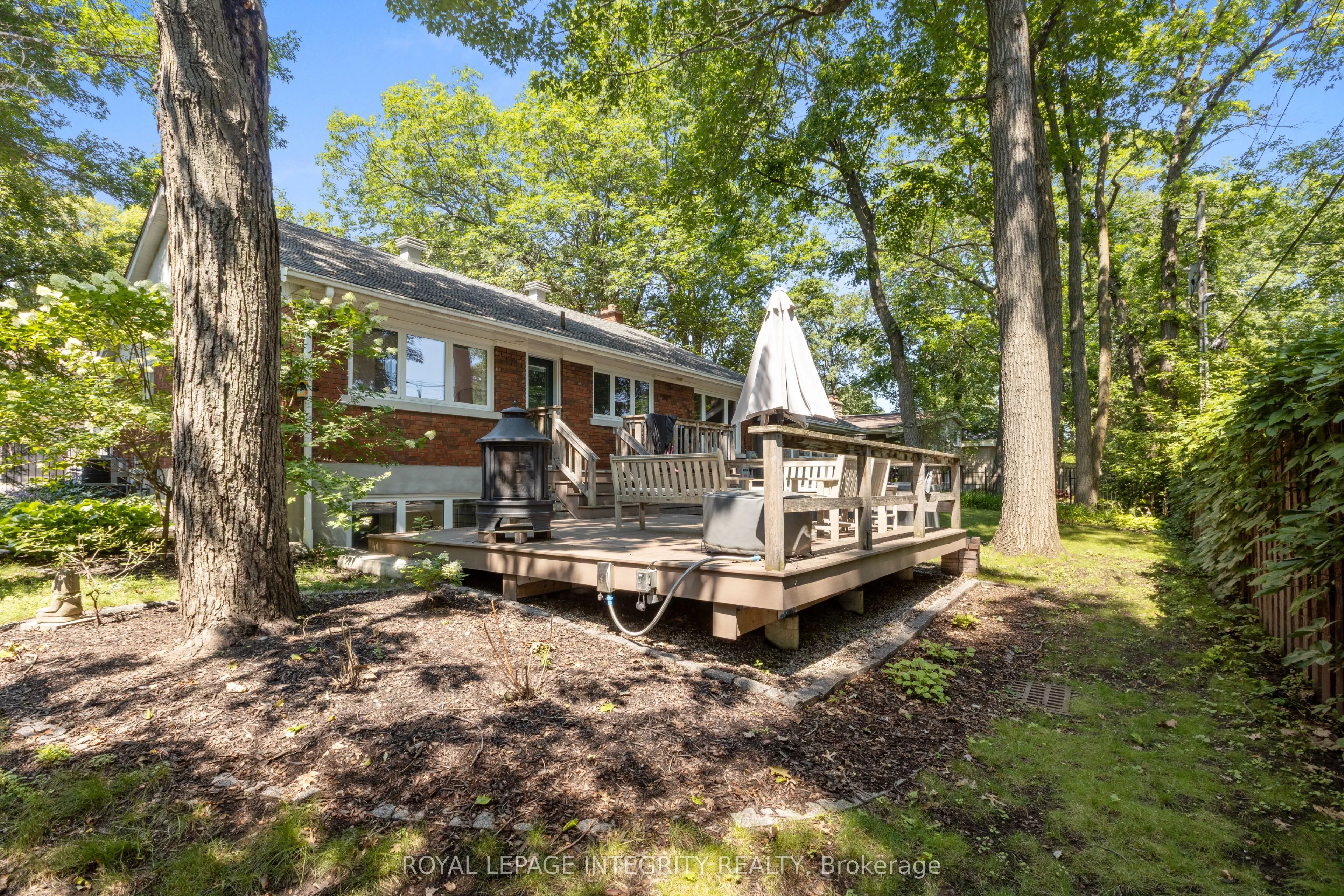 2183 Woodcrest Road