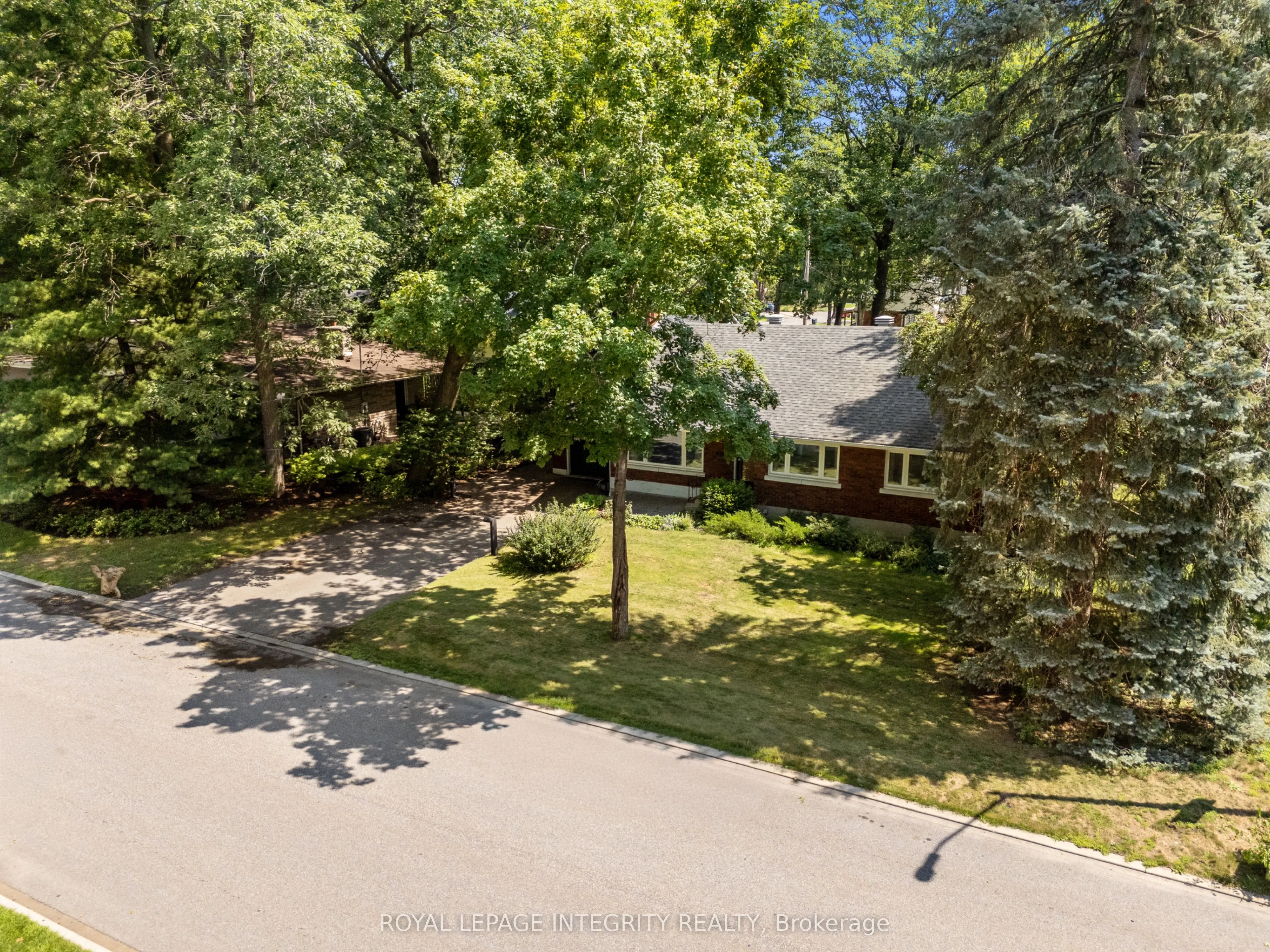 2183 Woodcrest Road