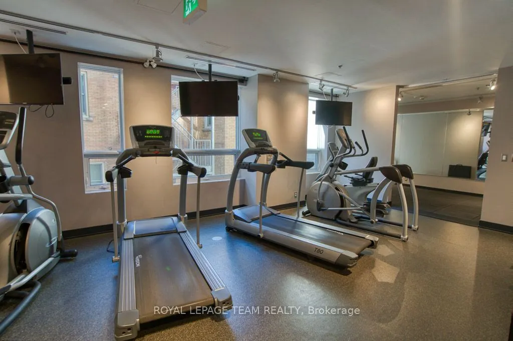 428 Sparks Street #1902