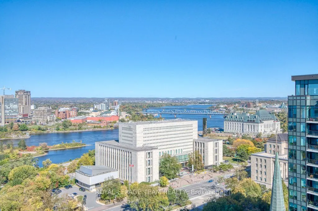 428 Sparks Street #1902
