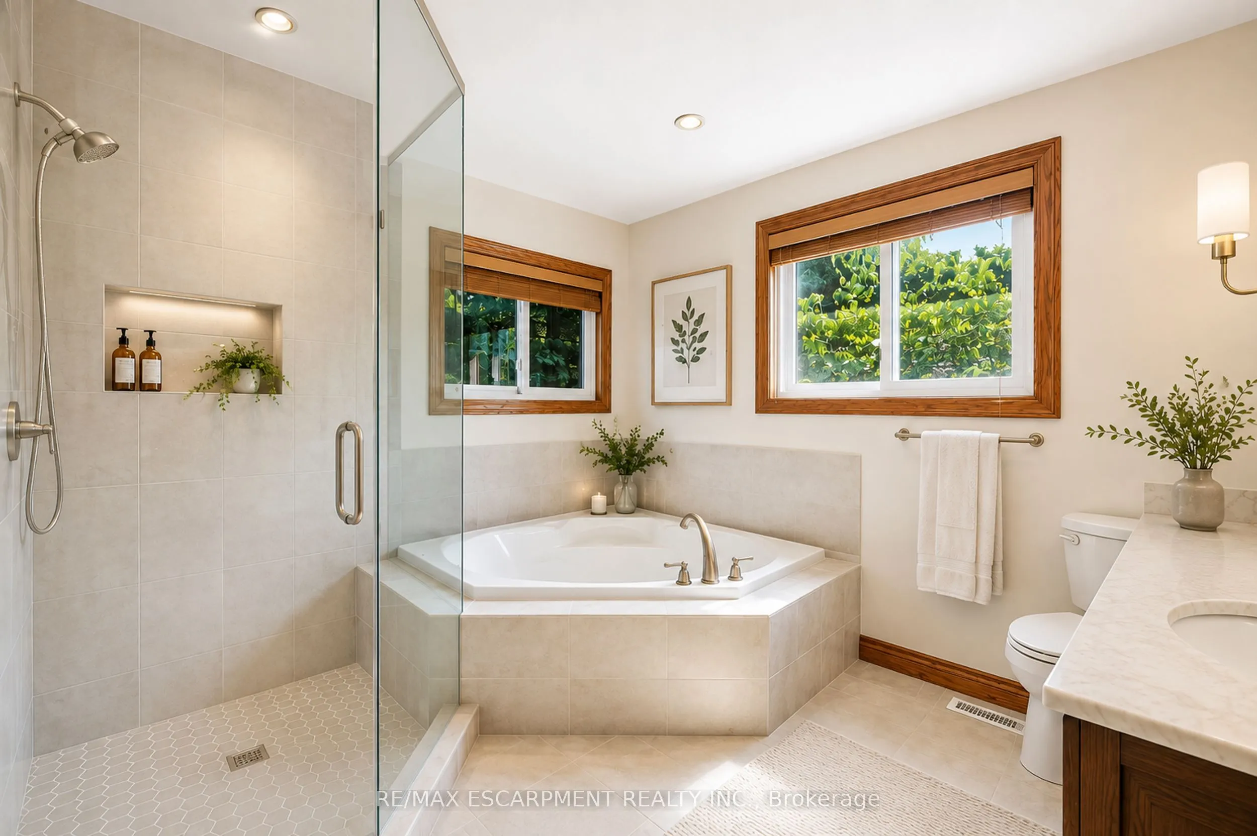 6 Willow Crescent