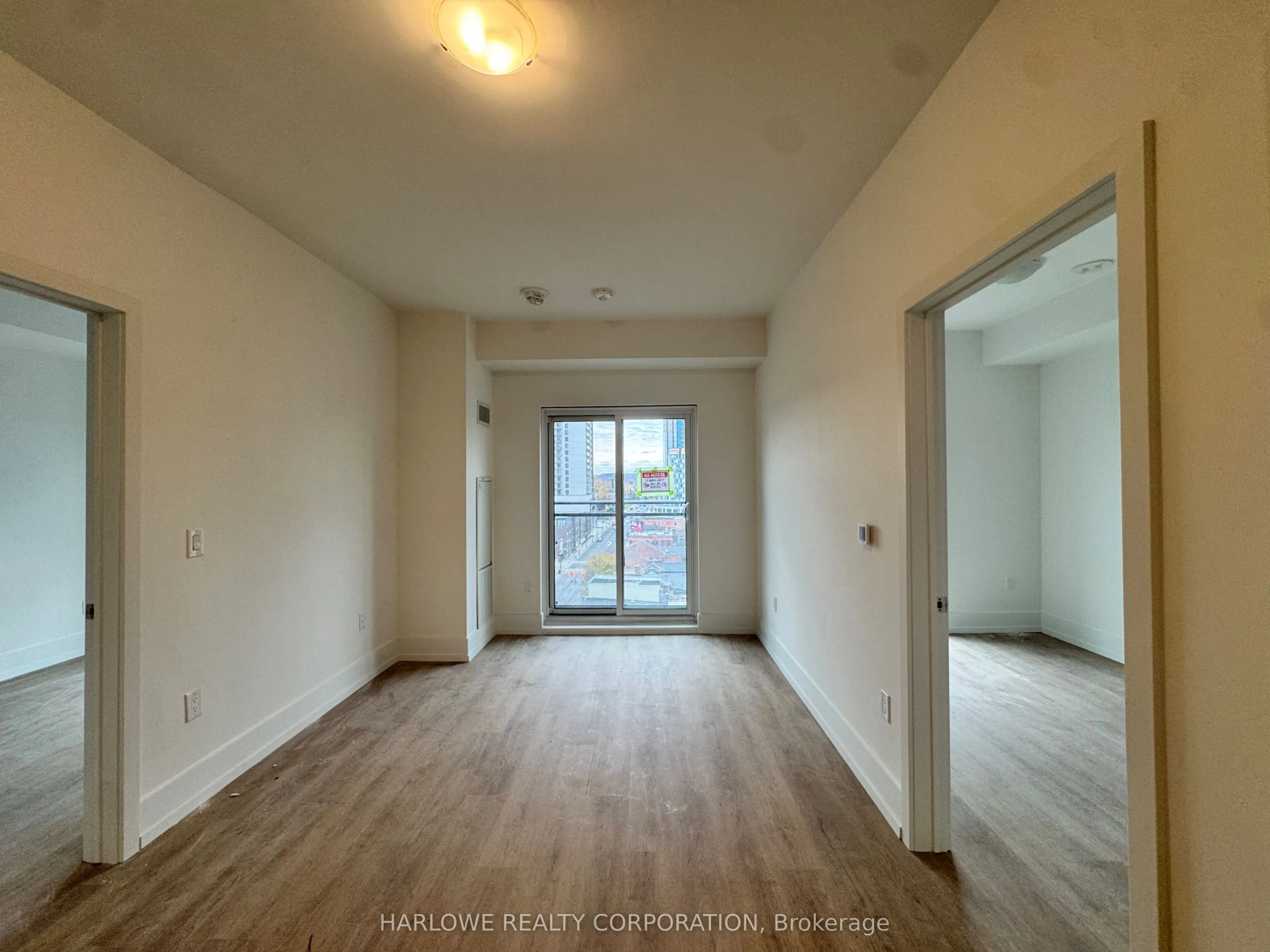 206 King Street W #902