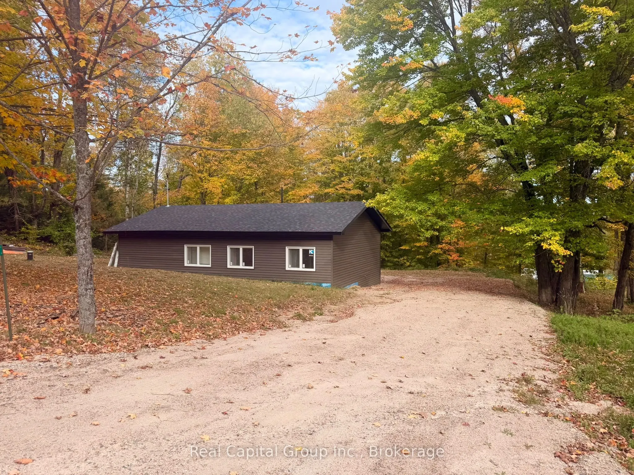 385 Gables Road