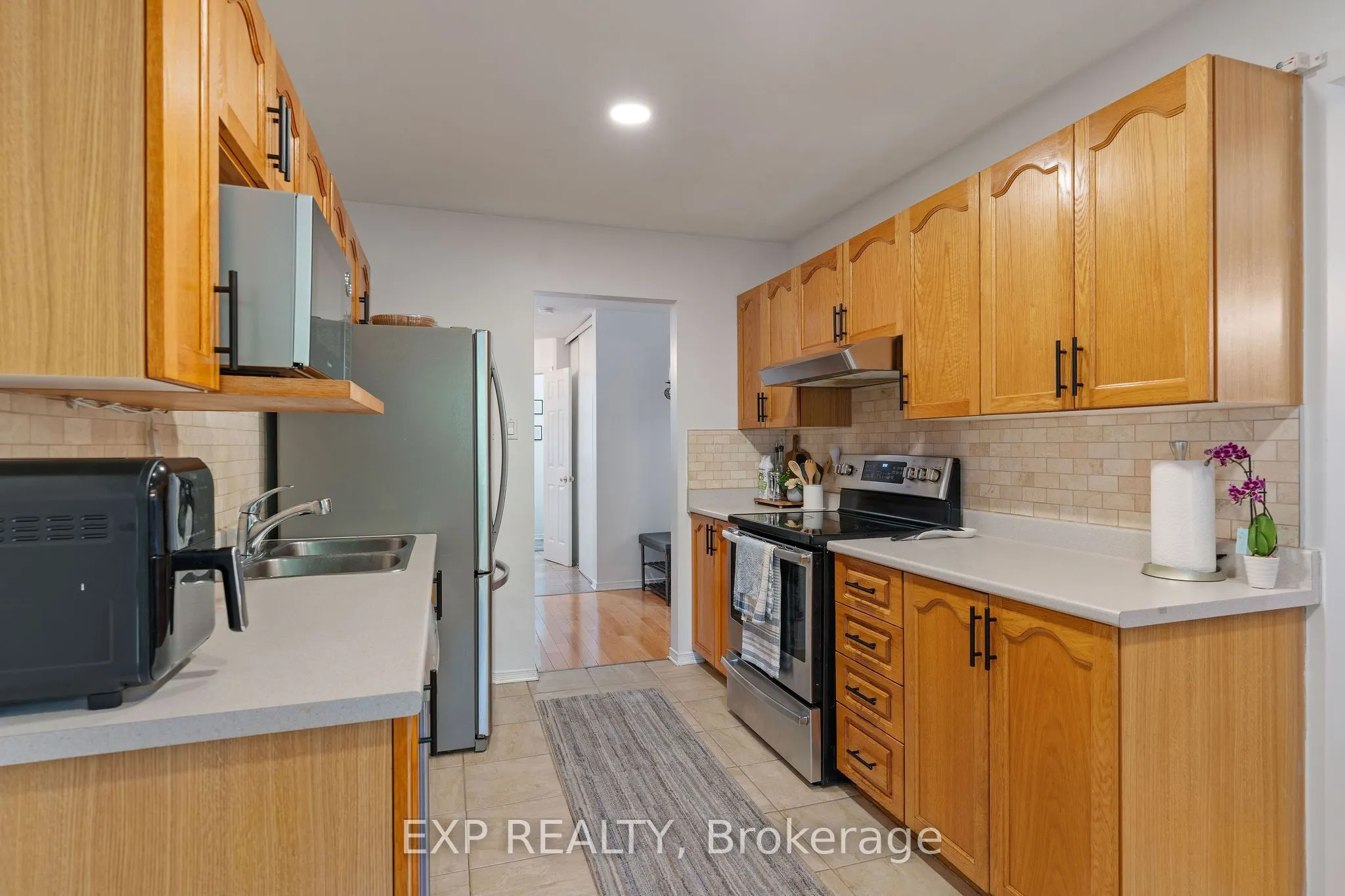 122 Markland Crescent