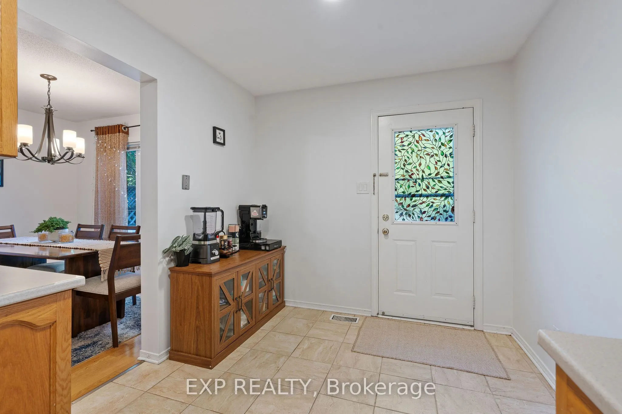 122 Markland Crescent