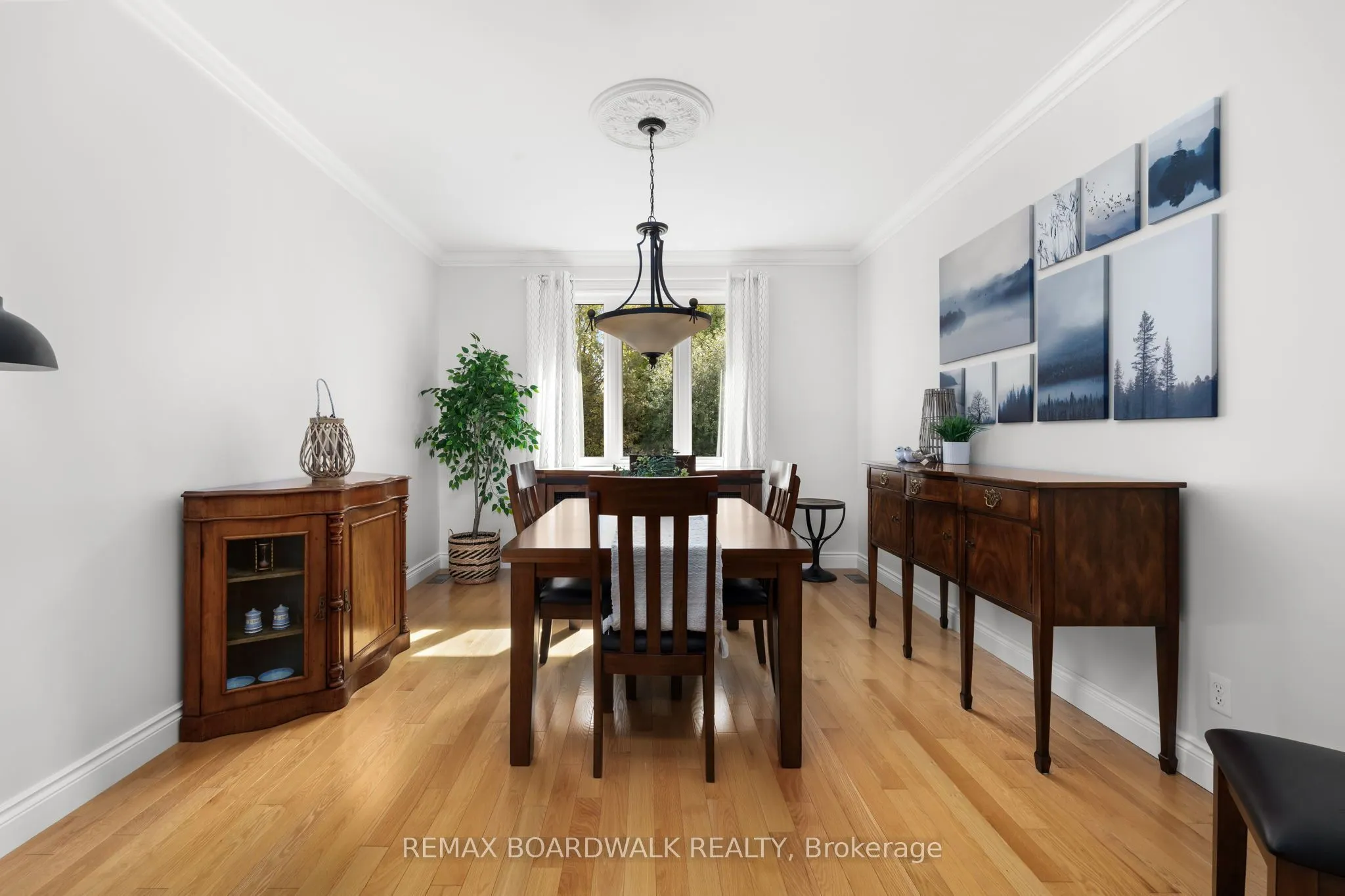 136 Macpherson Way