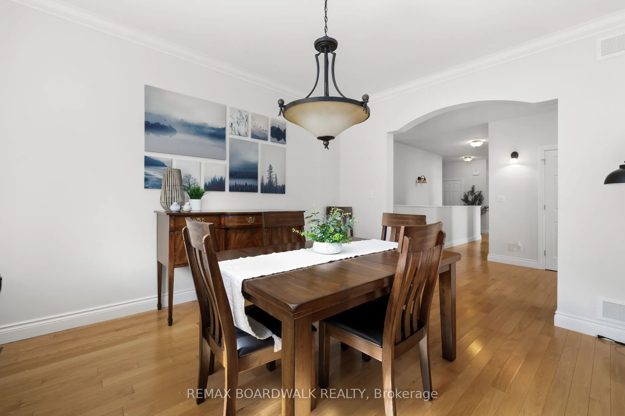 136 Macpherson Way